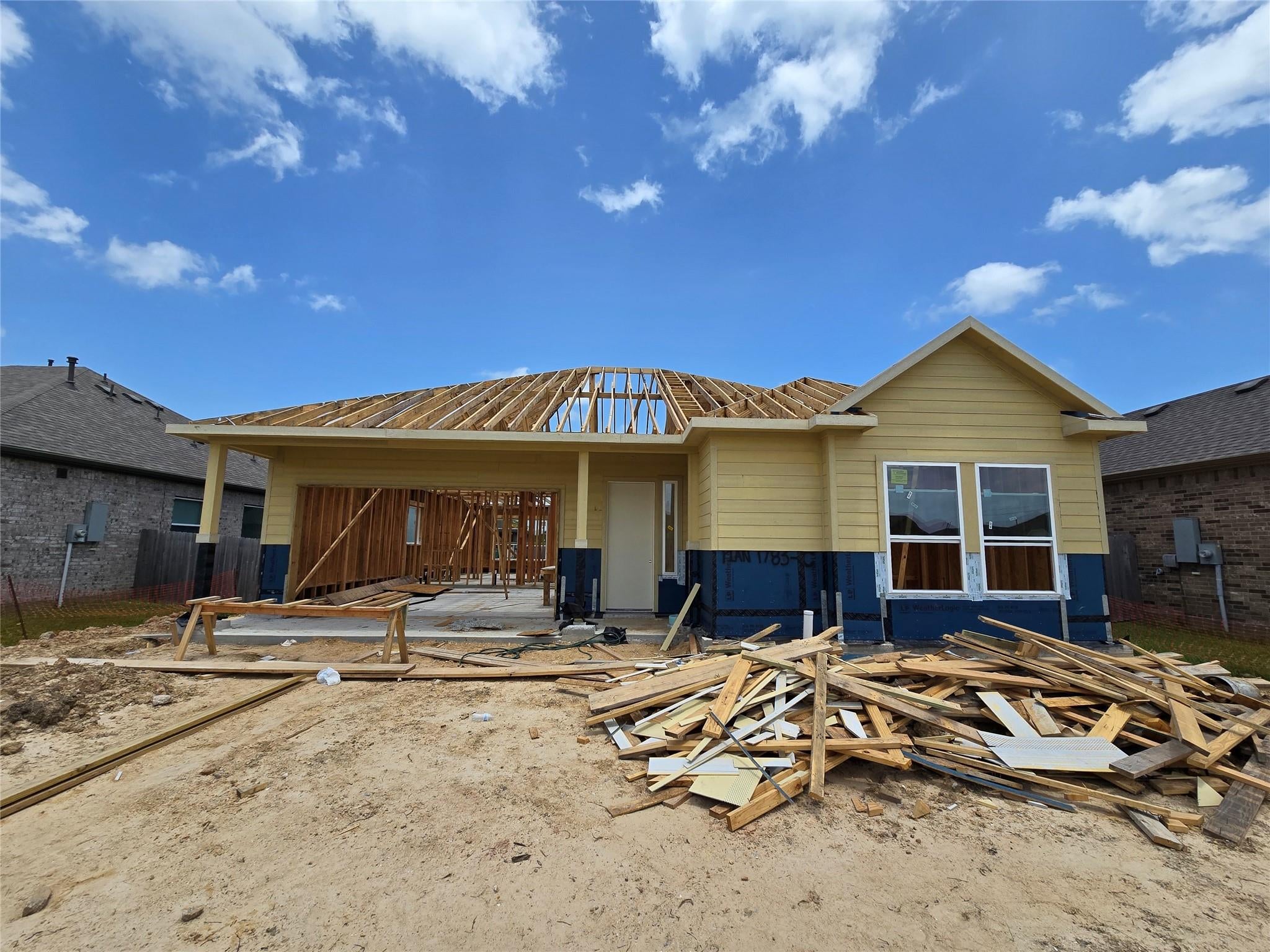 1605 Carefree Cir, Seabrook, TX 77586
