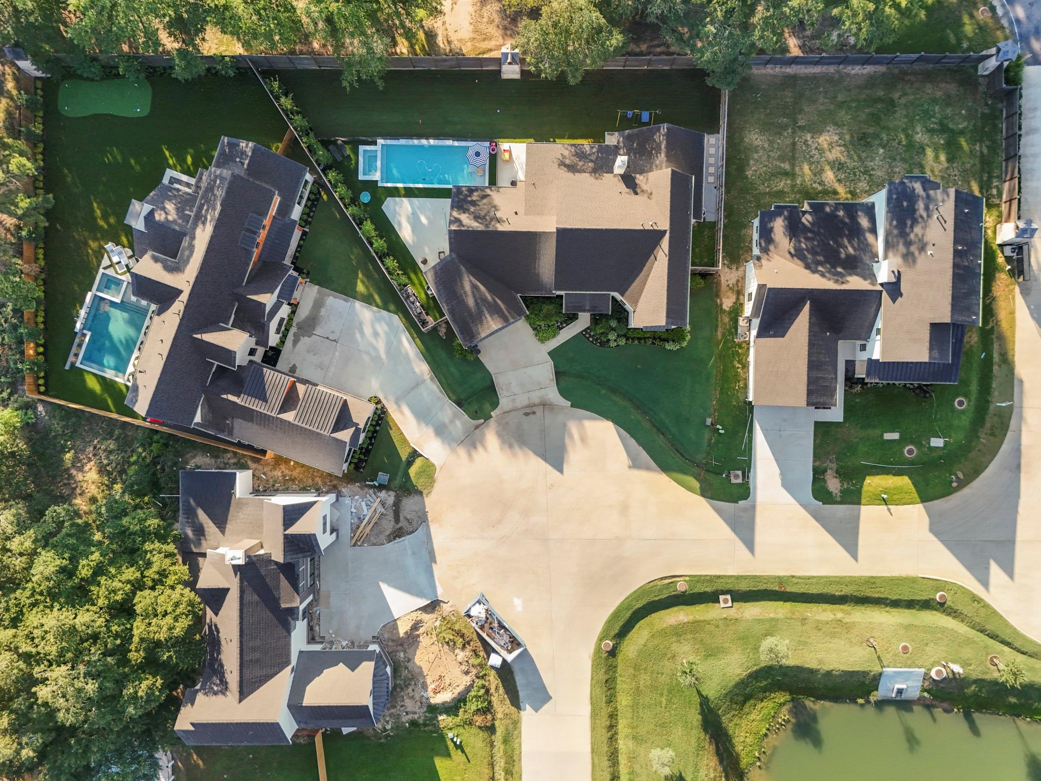 8719 Scrub Oak View Dr, Tomball, TX 77375 photo
