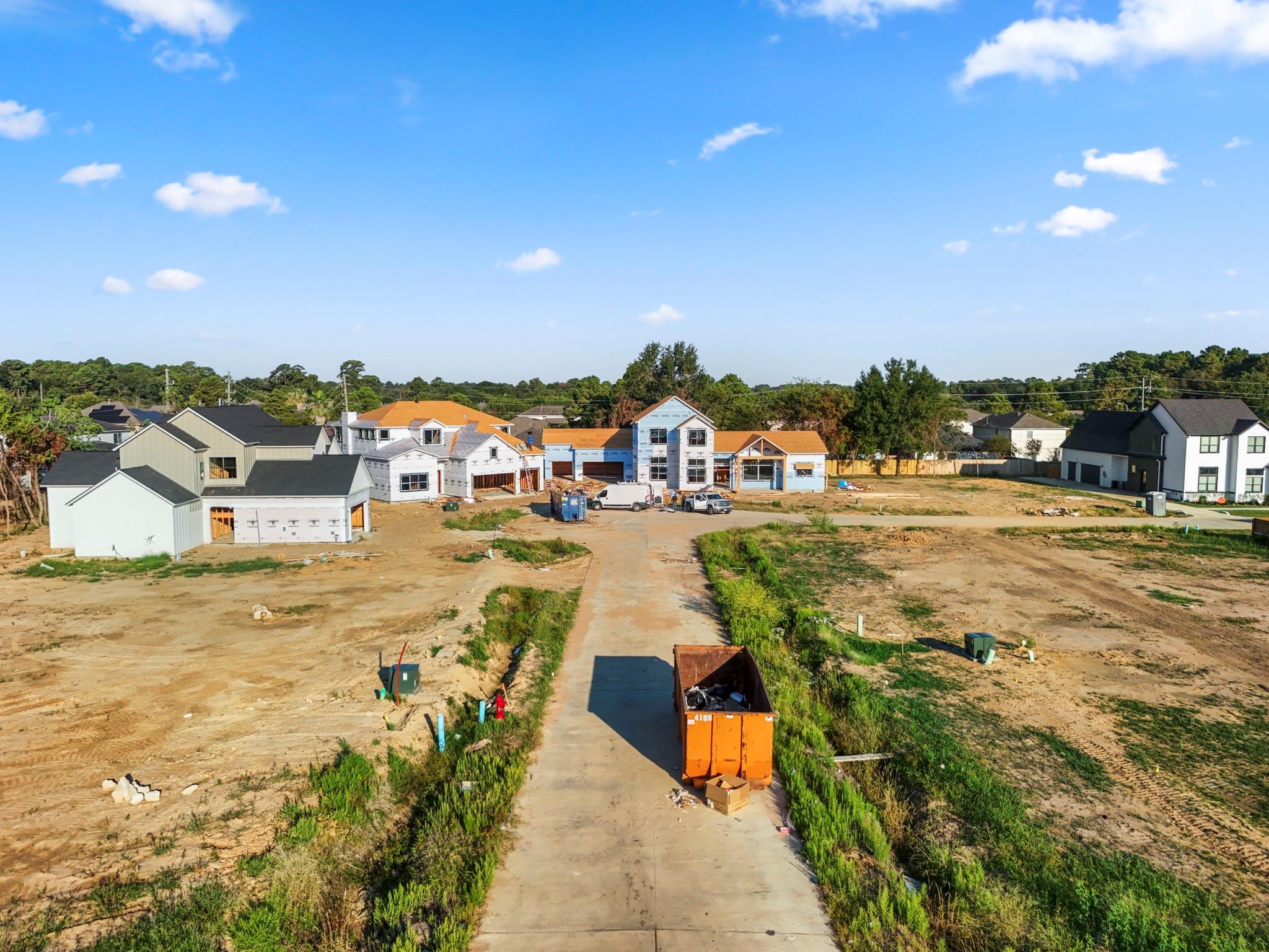 8719 Scrub Oak View Dr, Tomball, TX 77375 photo