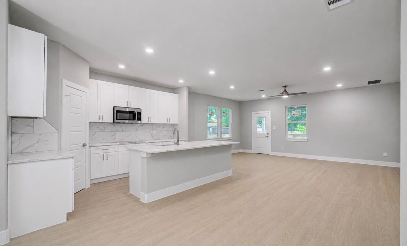 5447 Shady Creek Dr, Houston, TX 77017