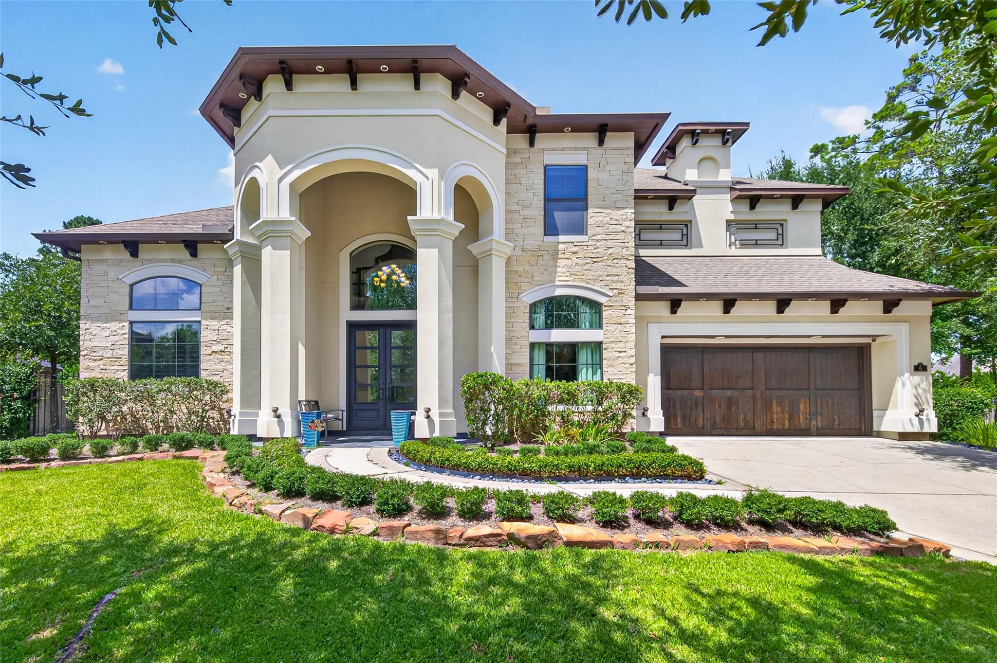 6 Yarbrough Bend Ct, Spring, TX 77389