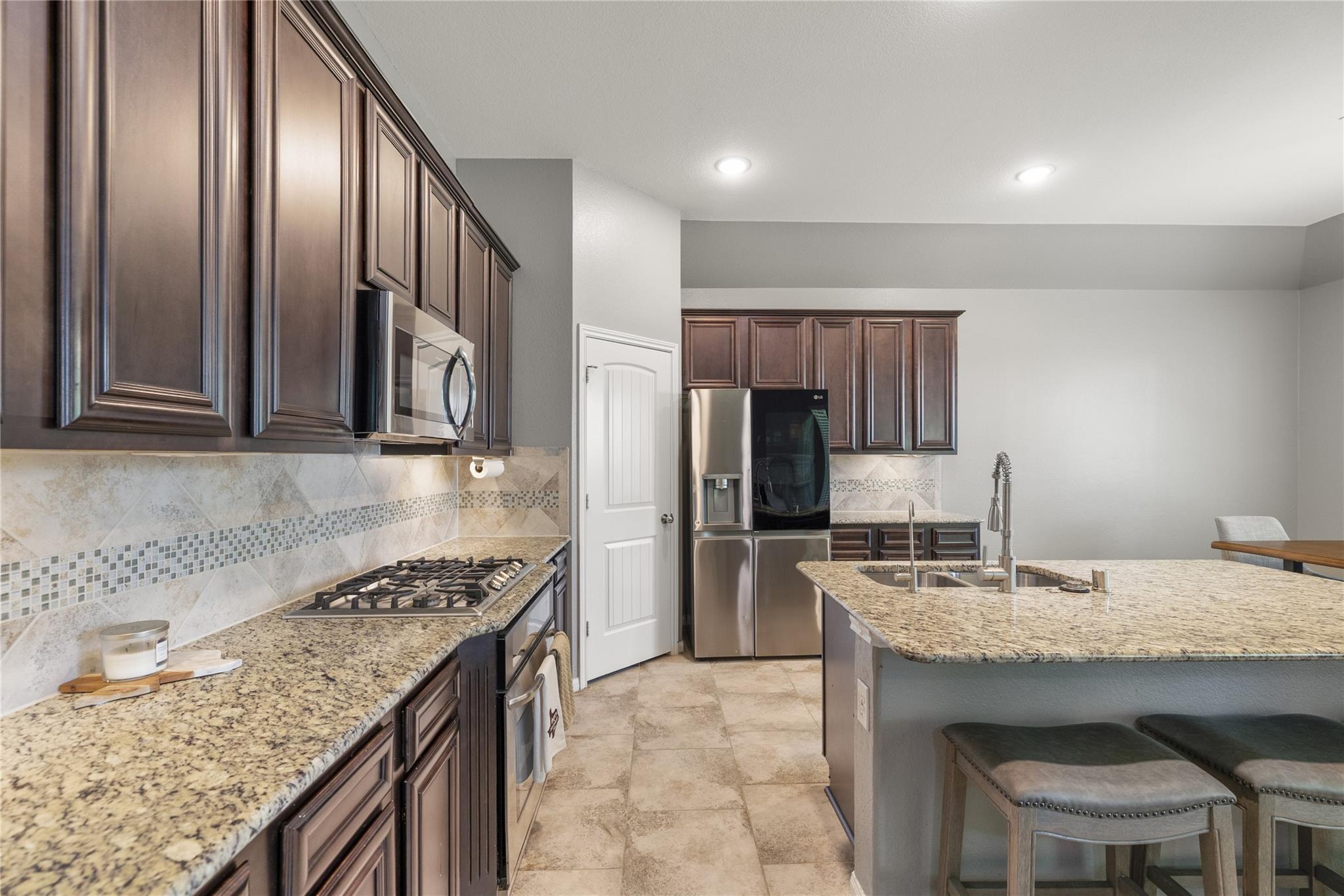1514 Holly Chase Ct, Conroe, TX 77384 photo