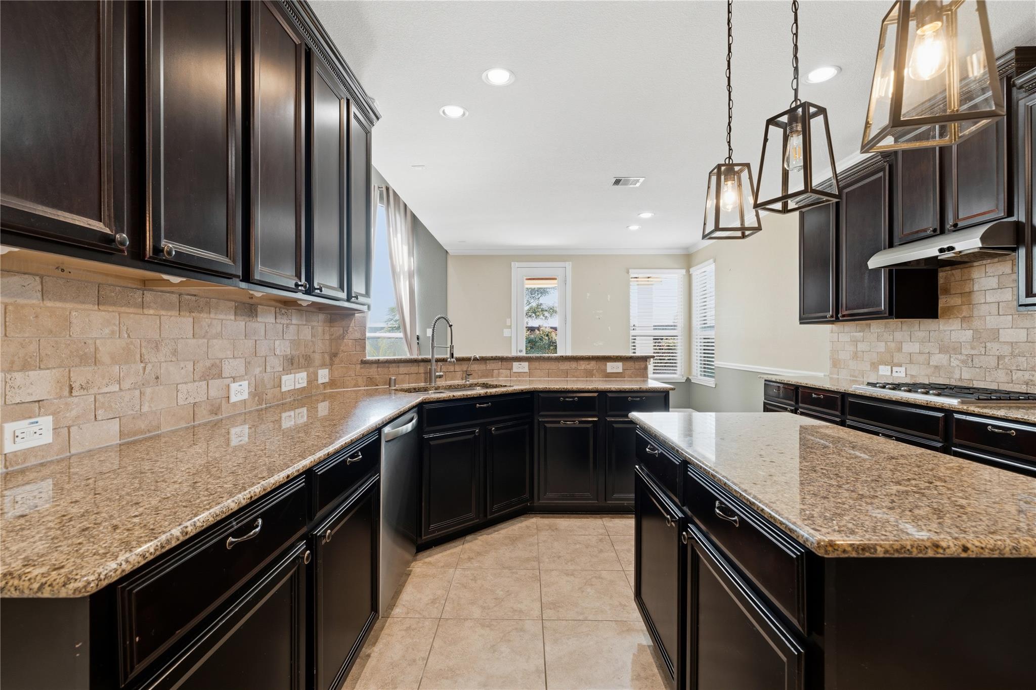 30109 Canton Farms Ct, Brookshire, TX 77423 photo