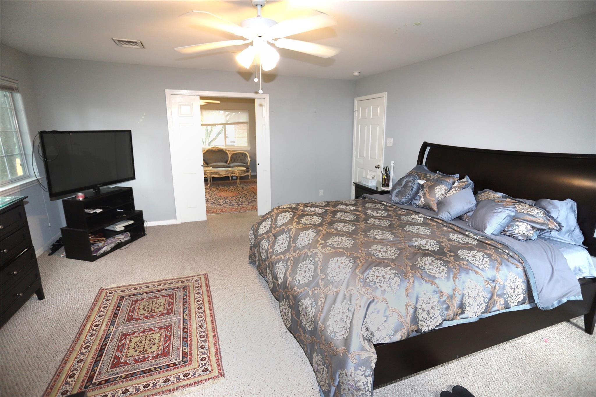 4912 Bellaire Blvd, Bellaire, TX 77401 photo