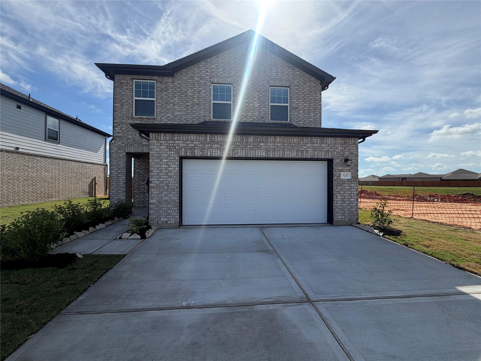 3217 Captain's Grv, Dickinson, TX 77539