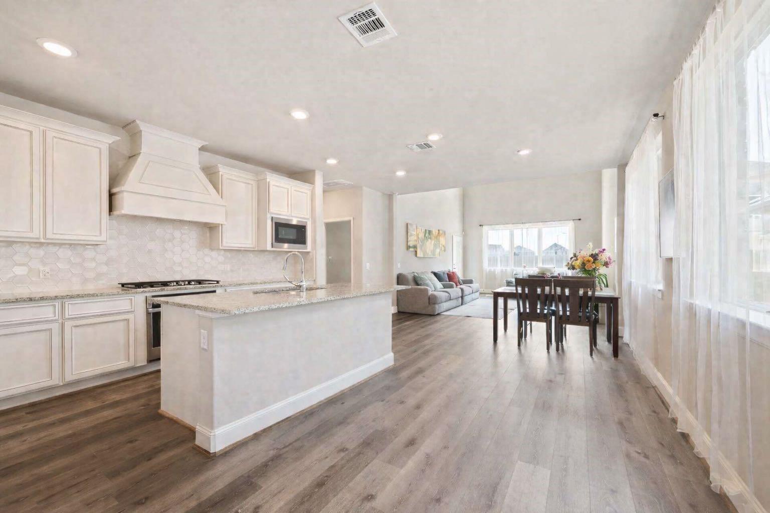 740 Ocean Palms Dr, Katy, TX 77493 photo