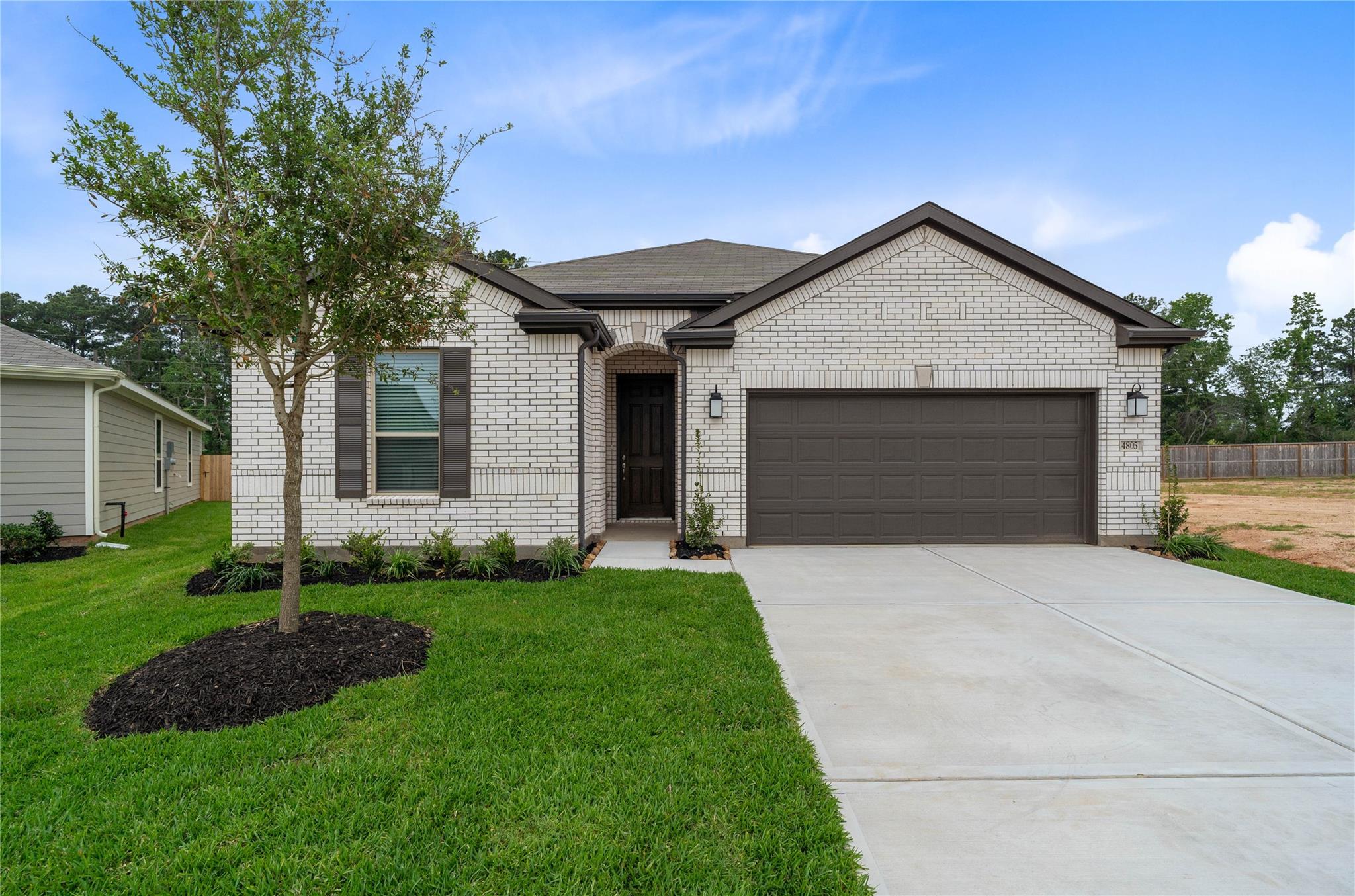 4805 7 Oaks Ln, Conroe, TX 77304