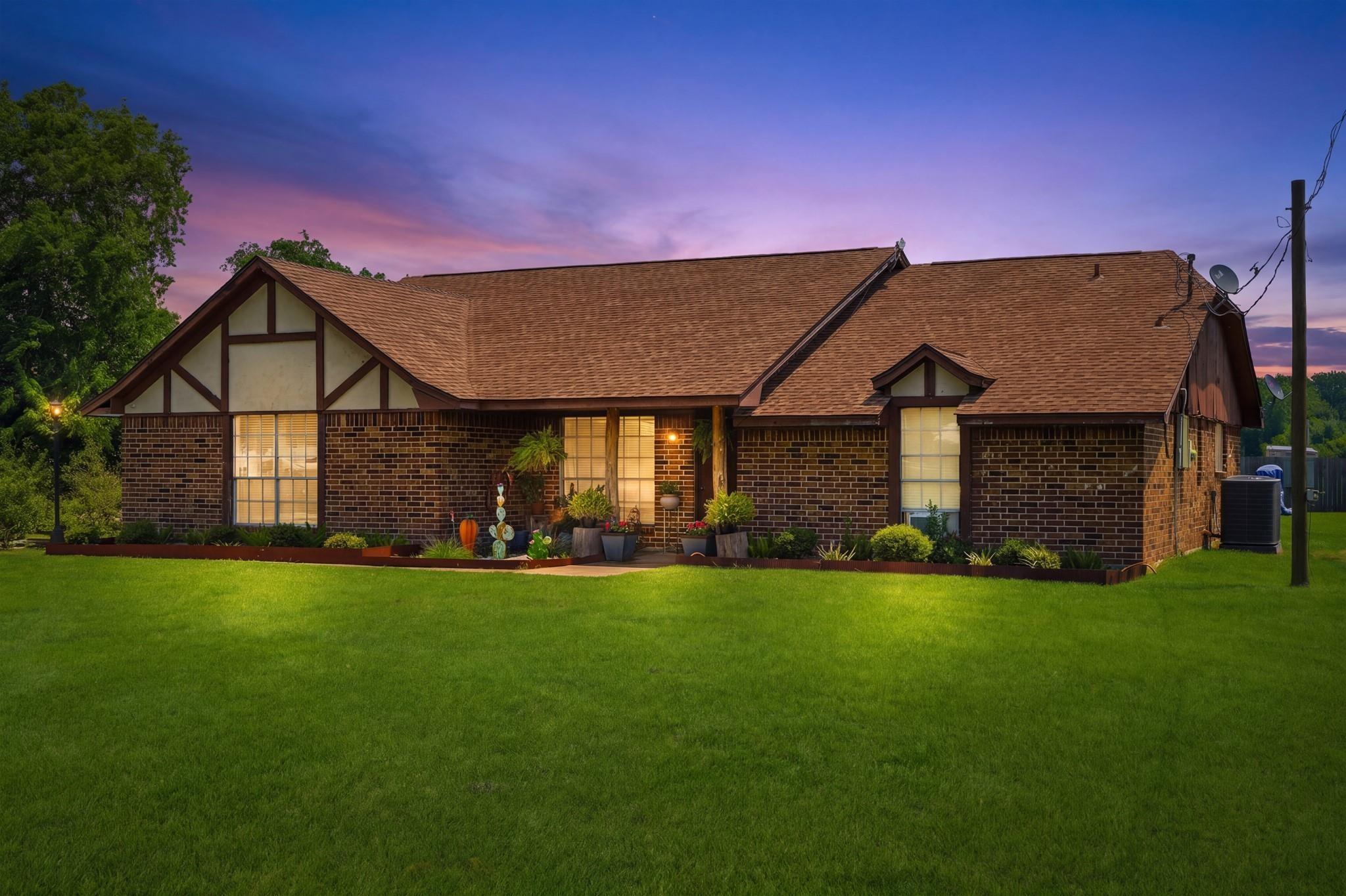 597 County Road 612, Dayton, TX 77535