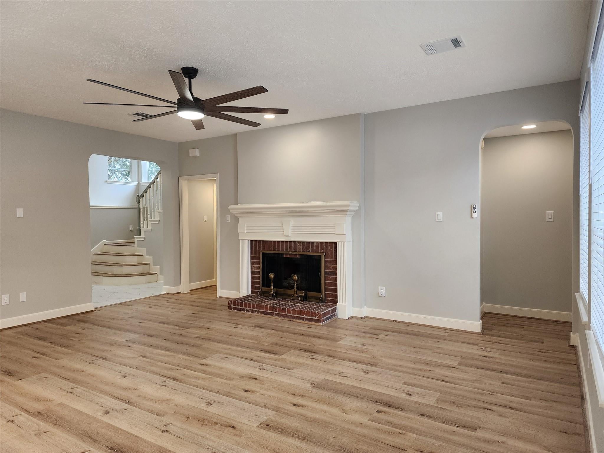 5818 Wilkins Ln, Sugar Land, TX 77479 photo