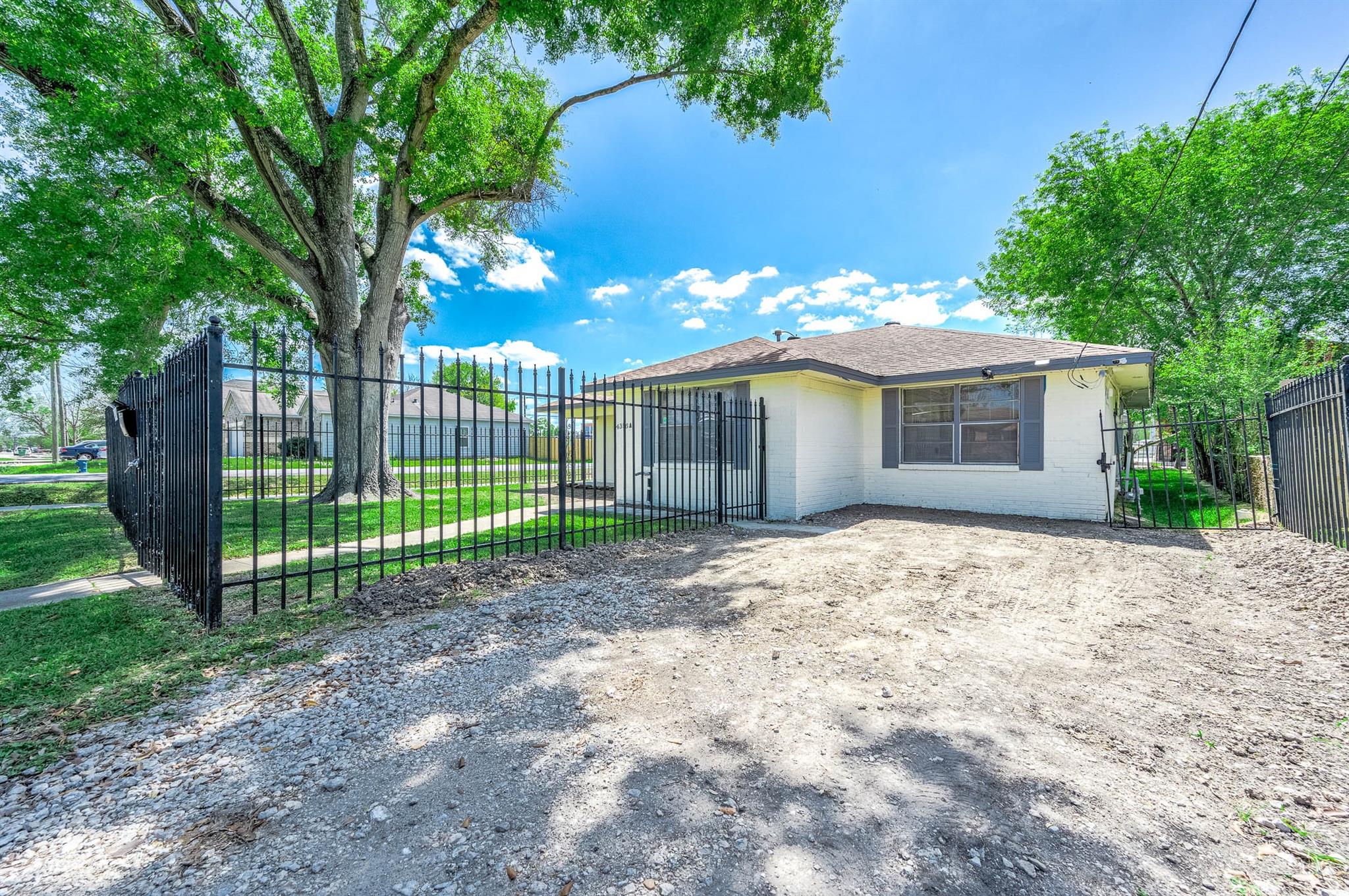 4356 Phlox St, Houston, TX 77051 photo