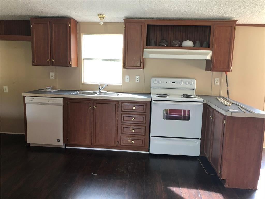 151 County Road 2801 Cor, Cleveland, TX 77327