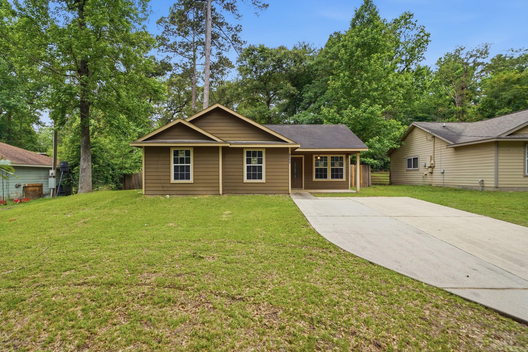 12595 Royal Spring Rd, Conroe, TX 77303