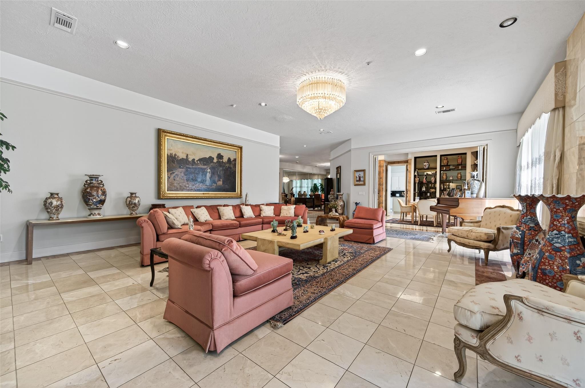 8103 Lake Edge Ct, Houston, TX 77071 photo
