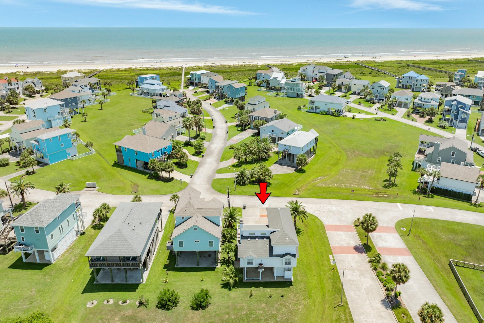 25138 Intrepid Ln, Galveston, TX 77554 photo