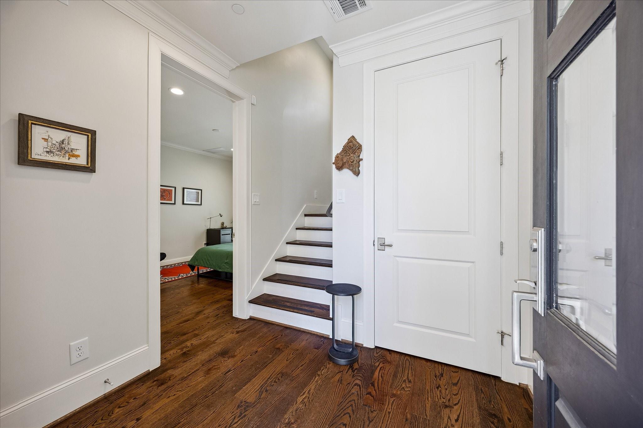 3928 W Main St, Houston, TX 77027 photo