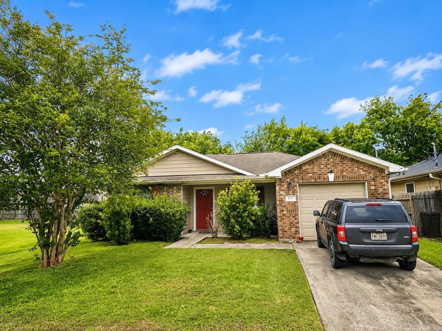 8121 Livingston St, Houston, TX 77051
