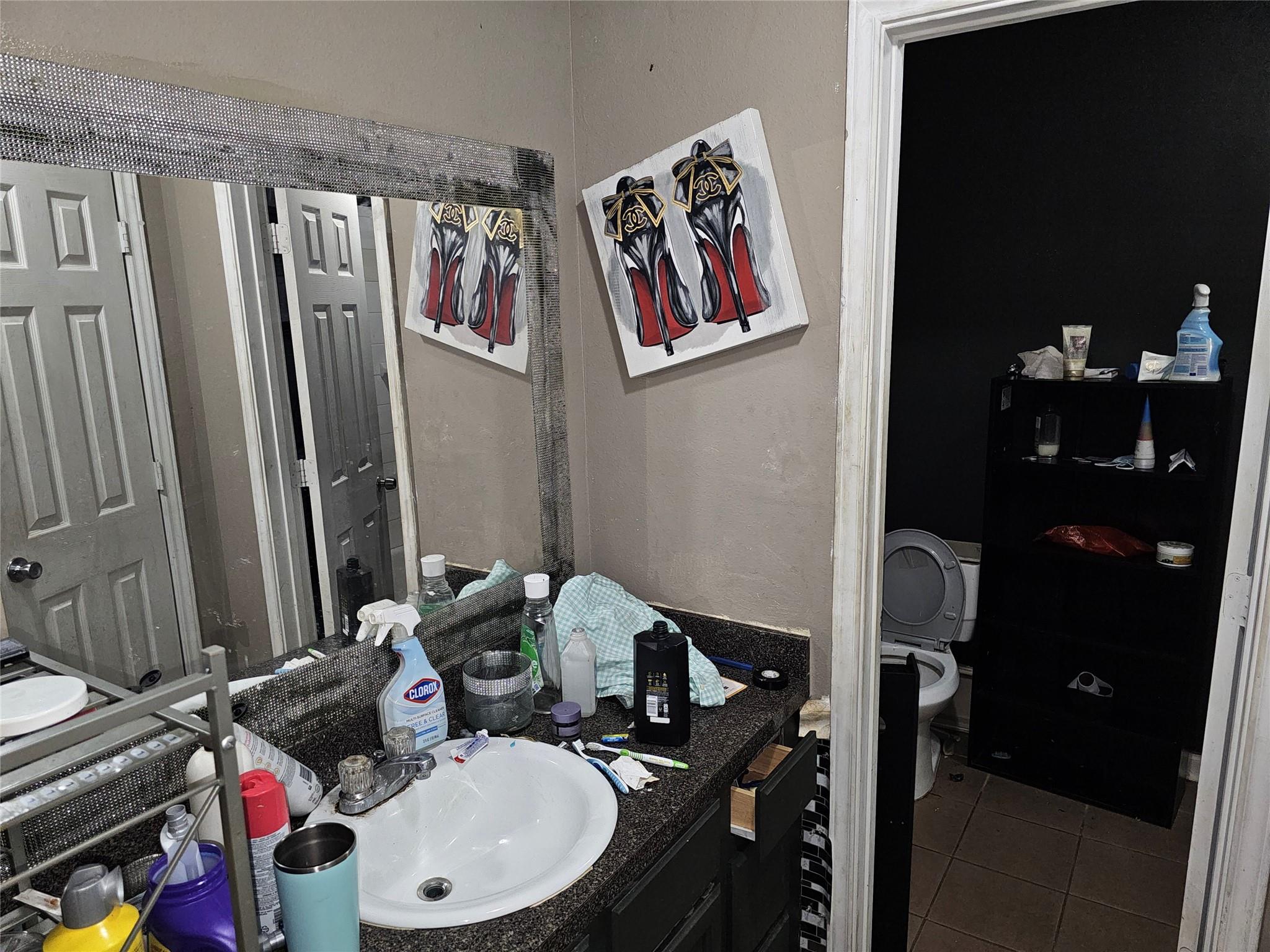 8121 Livingston St, Houston, TX 77051 photo