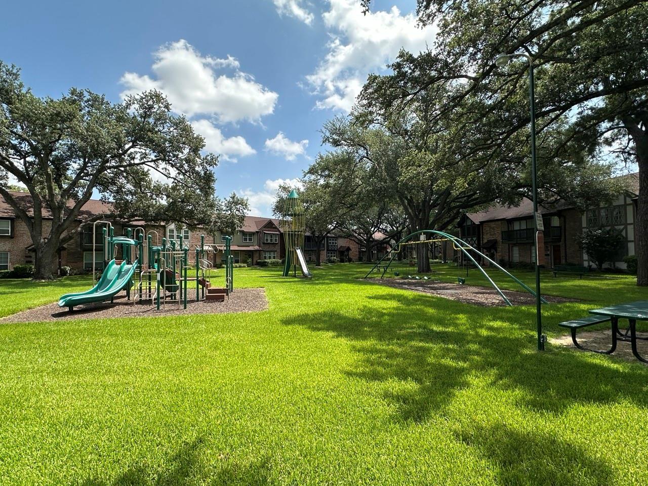 2209 Triway Ln #263, Houston, TX 77043 photo