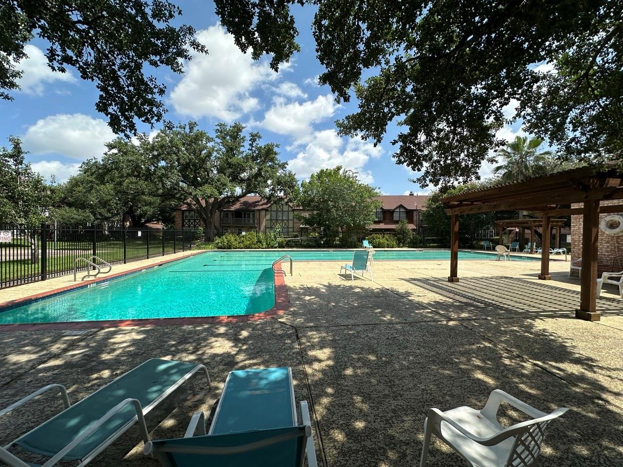 2209 Triway Ln #263, Houston, TX 77043 photo