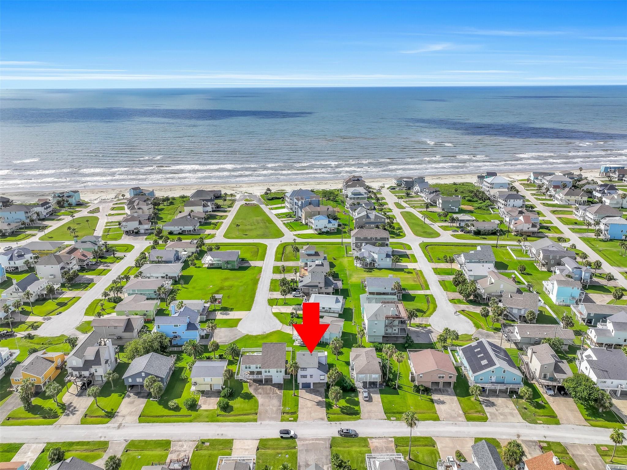 13819 San Domingo Dr, Galveston, TX 77554 photo