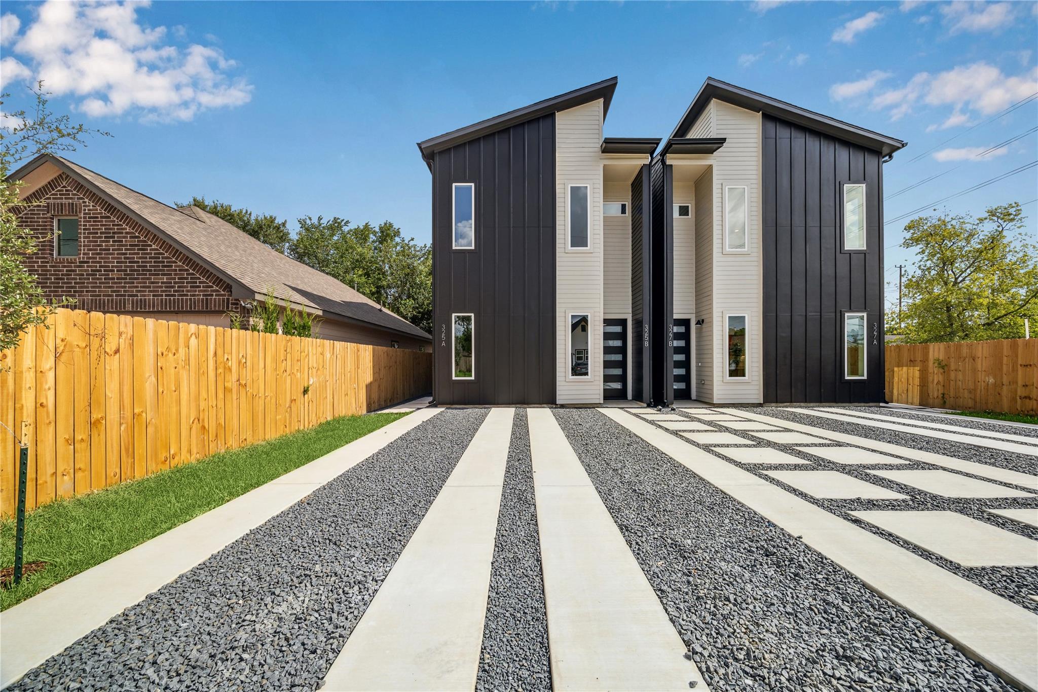 4415 Buck Street Abbey, Houston, TX 77020 photo