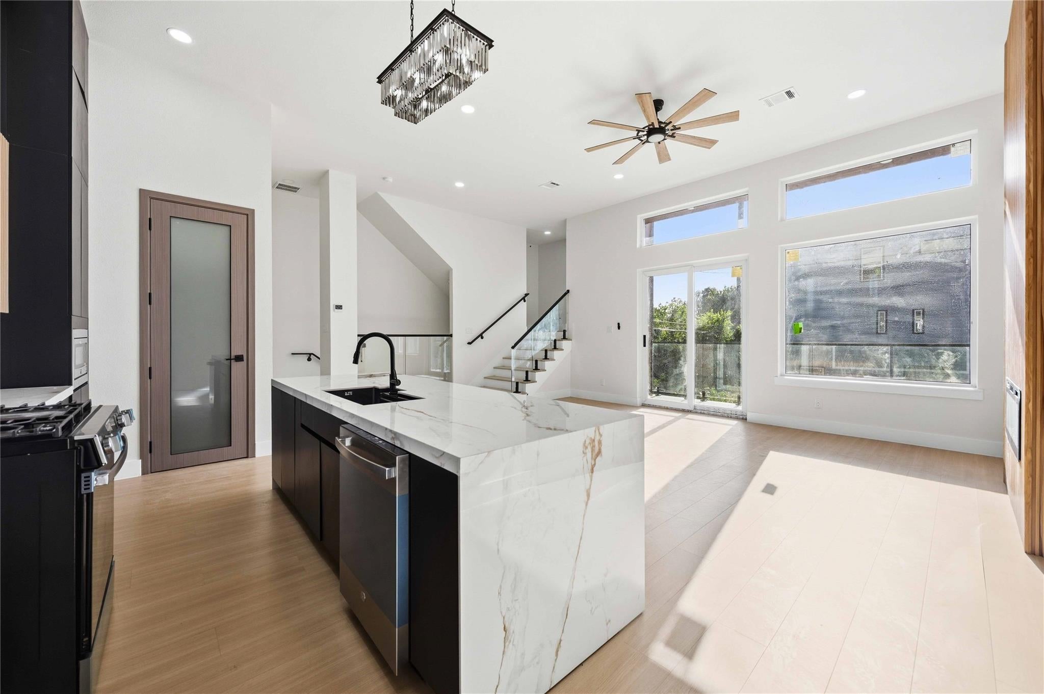 9217 Noel Street Abbey, Houston, TX 77033 photo