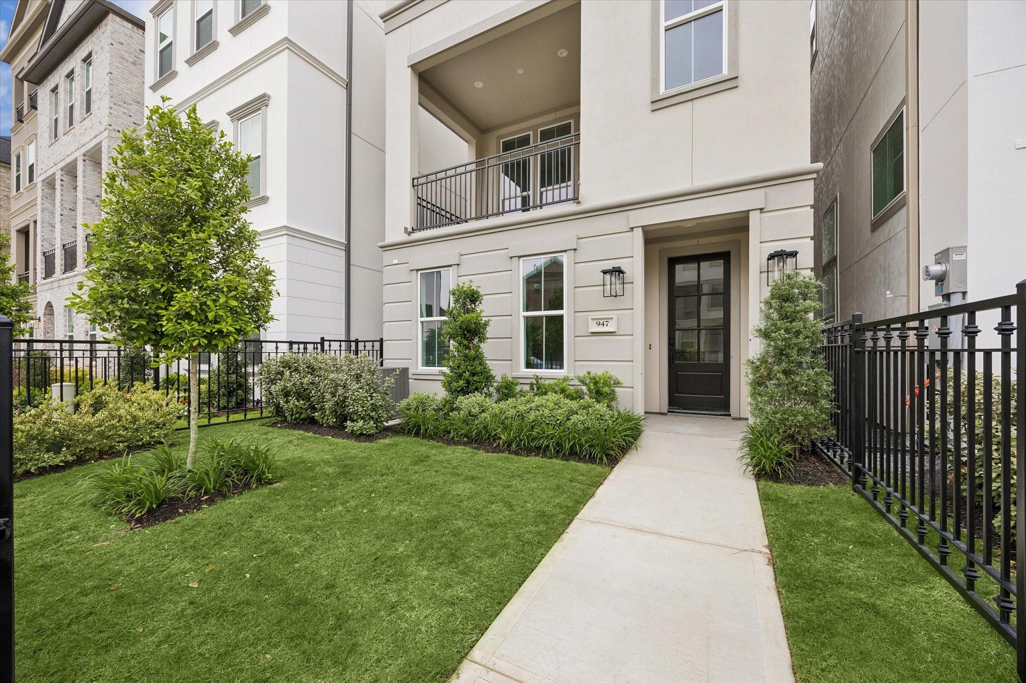 3707 Somerset York Ln, Houston, TX 77055