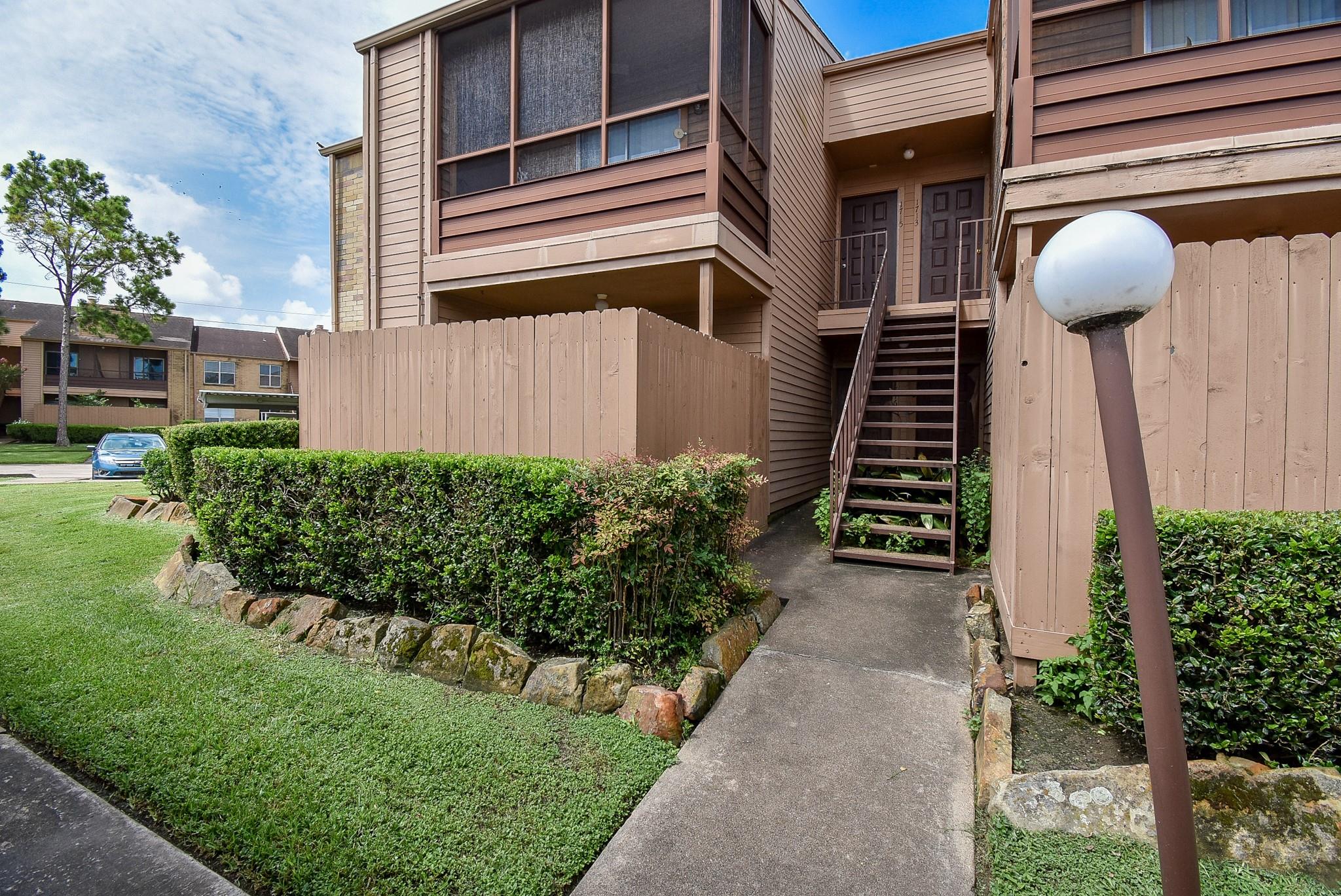 10555 Turtlewood Ct #1716, Houston, TX 77072 photo