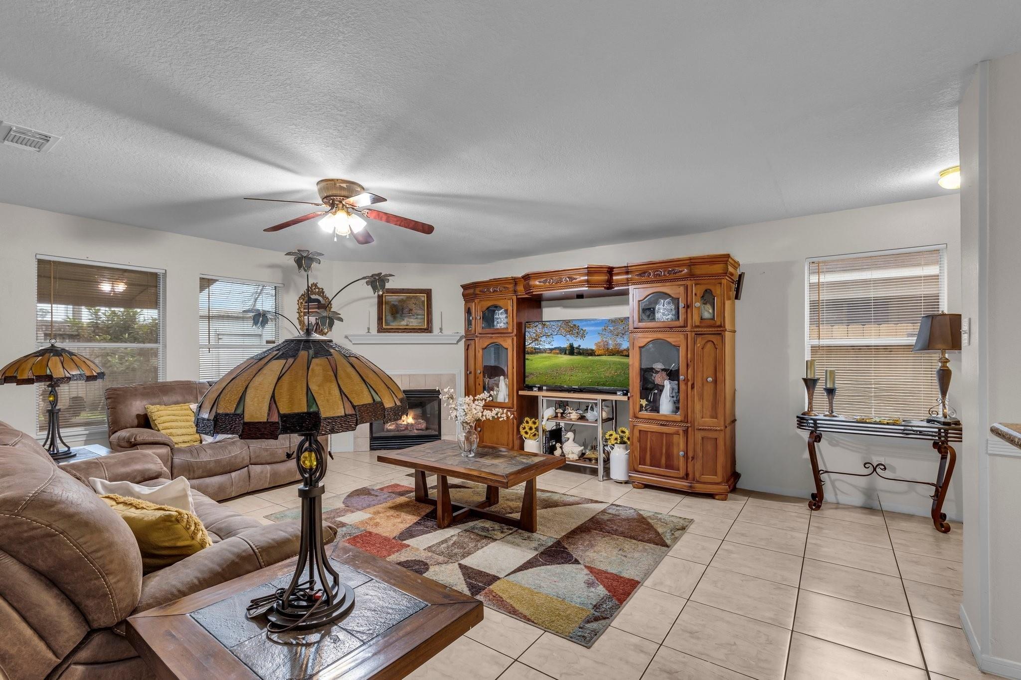 1130 Fairlane Sq, Channelview, TX 77530 photo