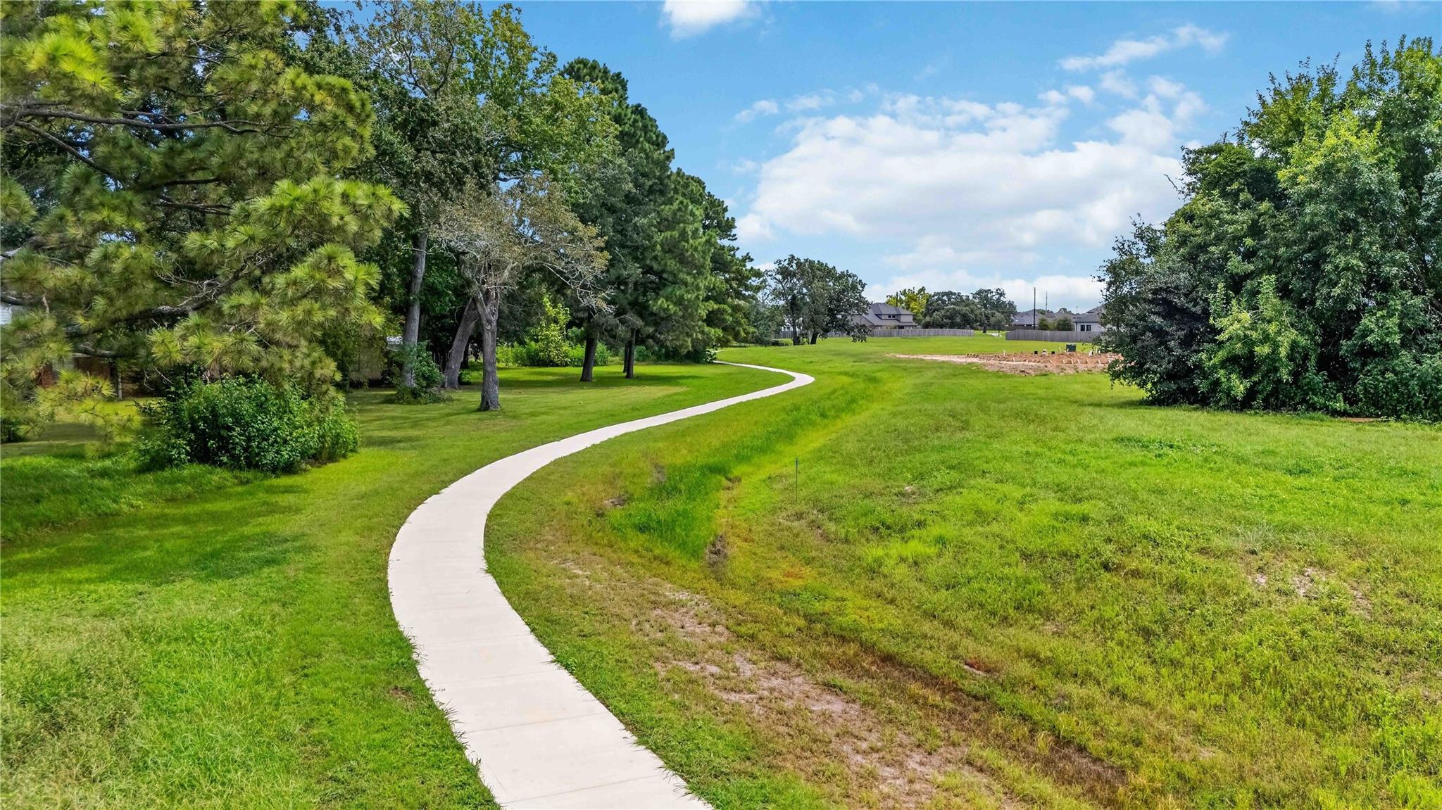 2433 Barton Creek Trail Dr, Friendswood, TX 77546 photo