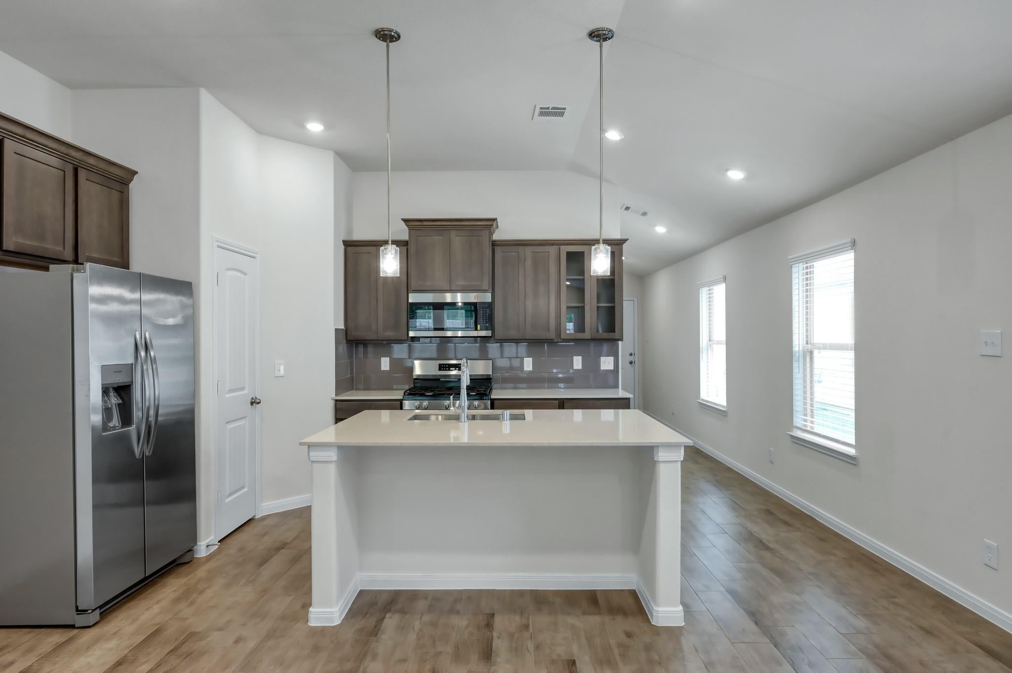 25062 Lindsey Ln, Magnolia, TX 77354 photo