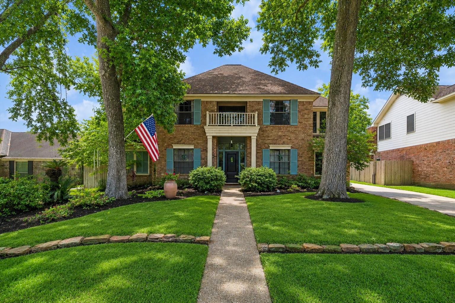 3914 Hill Spring Dr, Houston, TX 77345