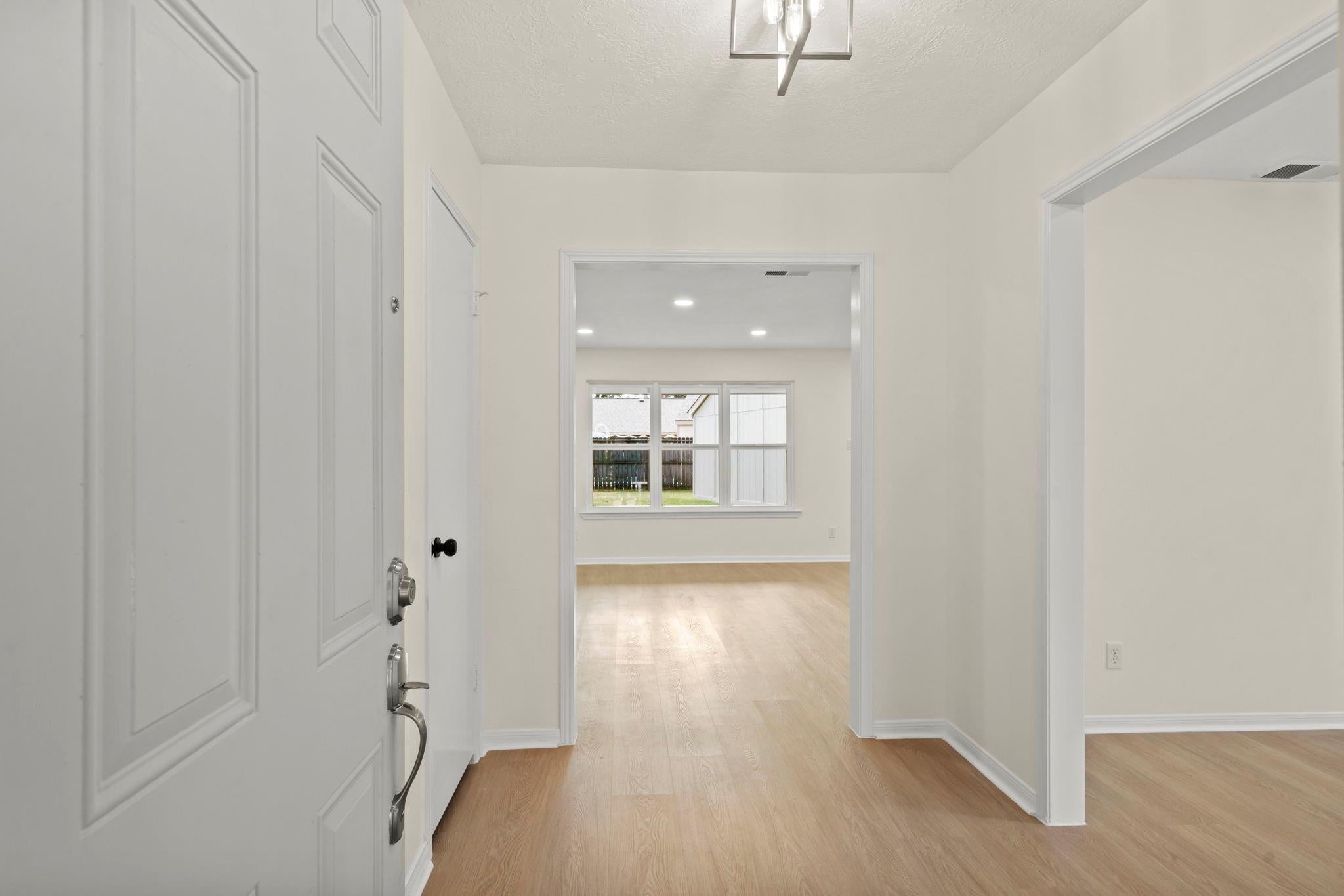 2931 Kevin Ln, Houston, TX 77043 photo