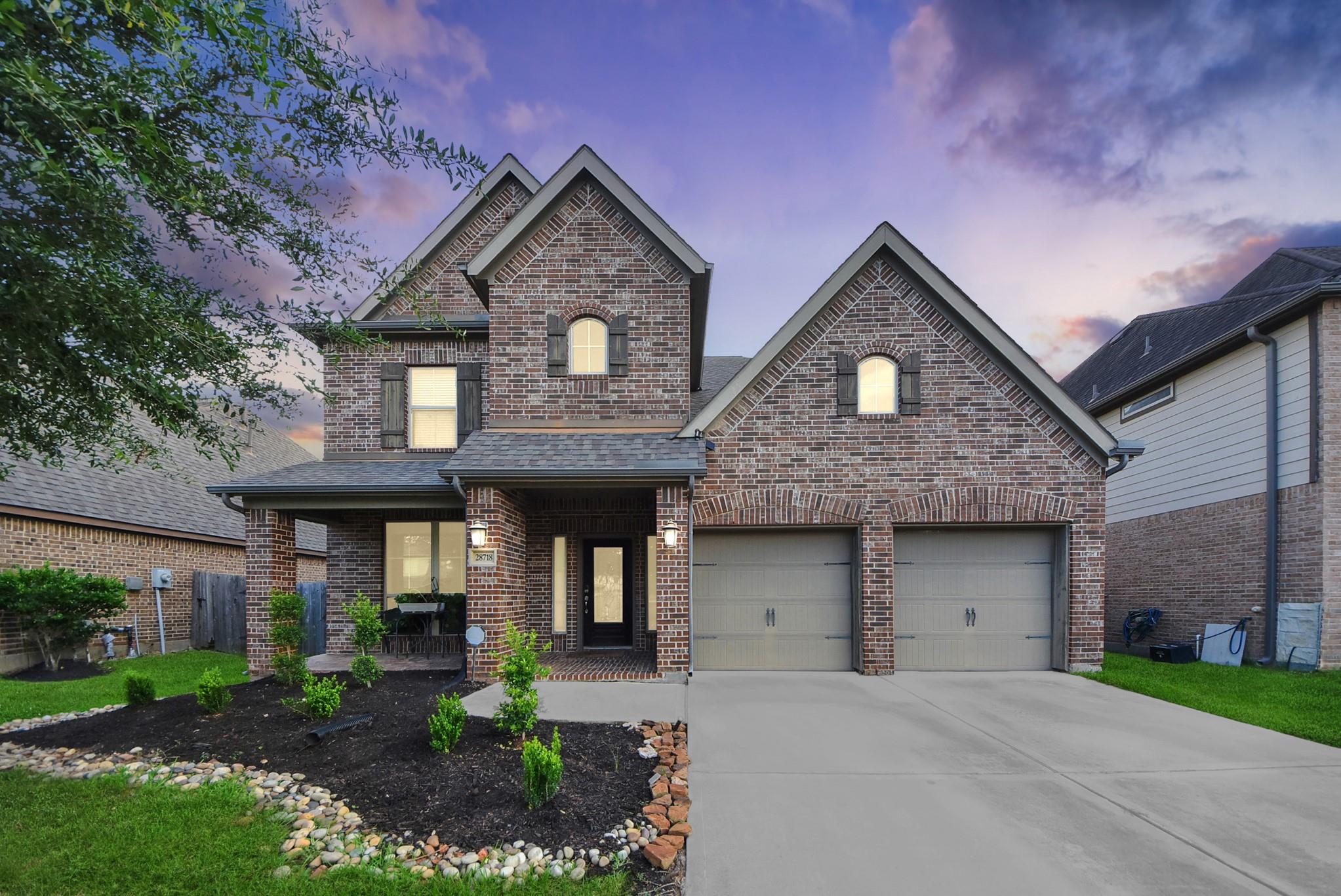 28718 Wallaman Falls Ln, Katy, TX 77494