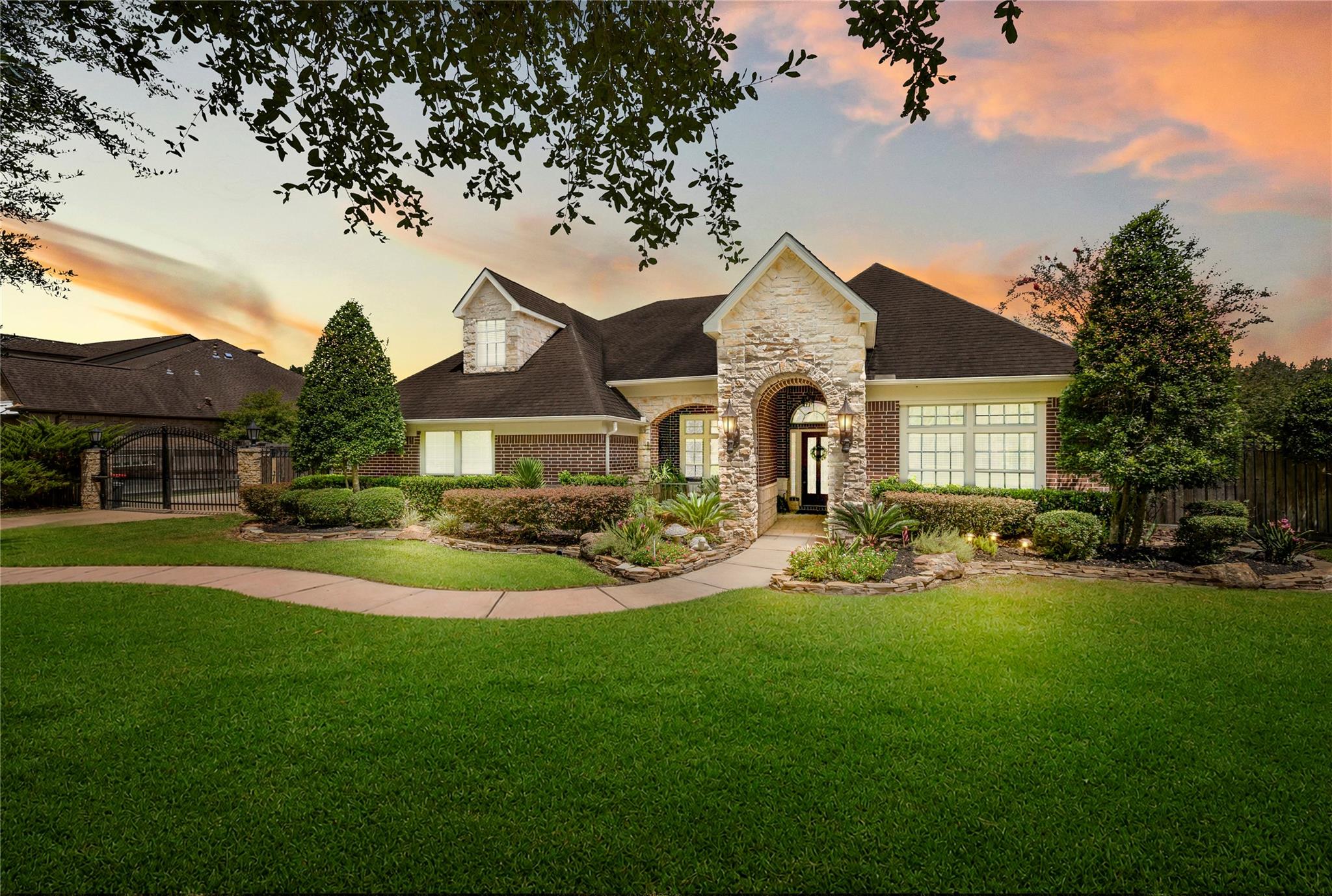 17618 Lasting Rose Dr, Cypress, TX 77429