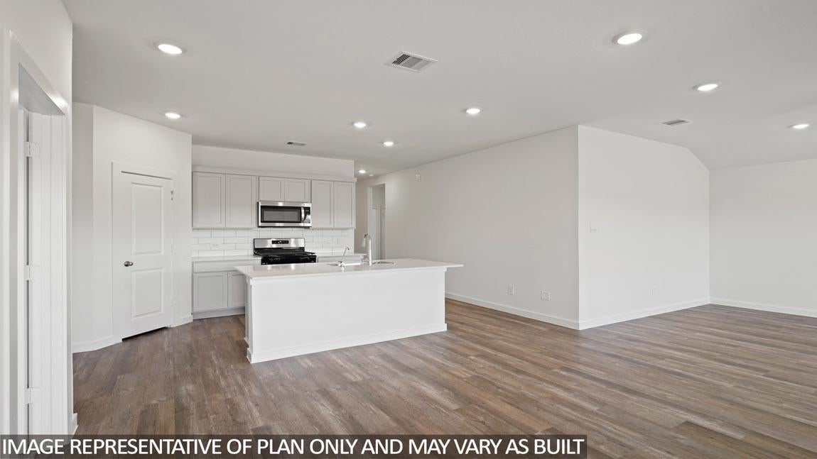 17806 Cliff Tide Dr, Crosby, TX 77532 photo