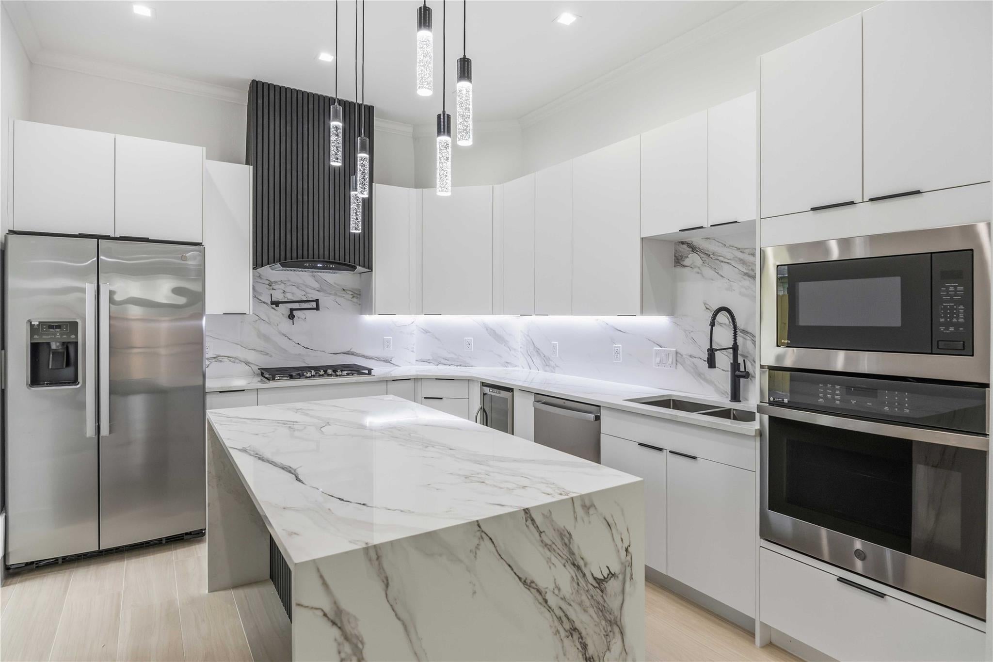 4210 New Orleans St, Houston, TX 77020 photo
