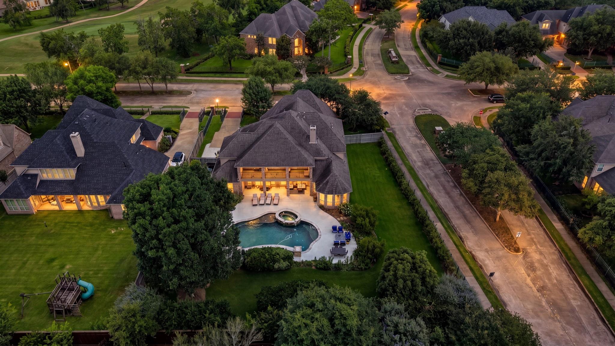 18 Waters Lake Blvd, Missouri City, TX 77459 photo