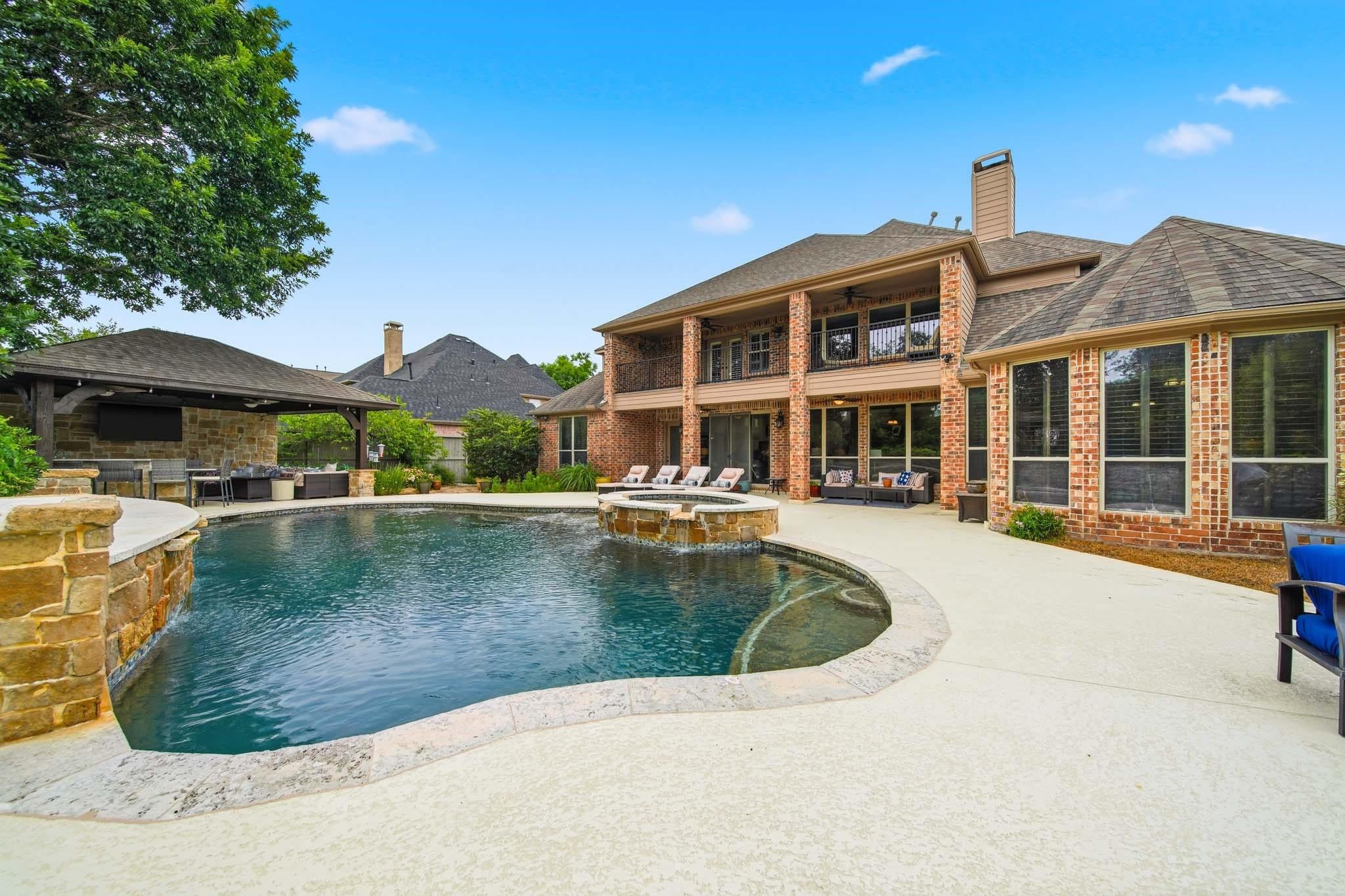 18 Waters Lake Blvd, Missouri City, TX 77459 photo
