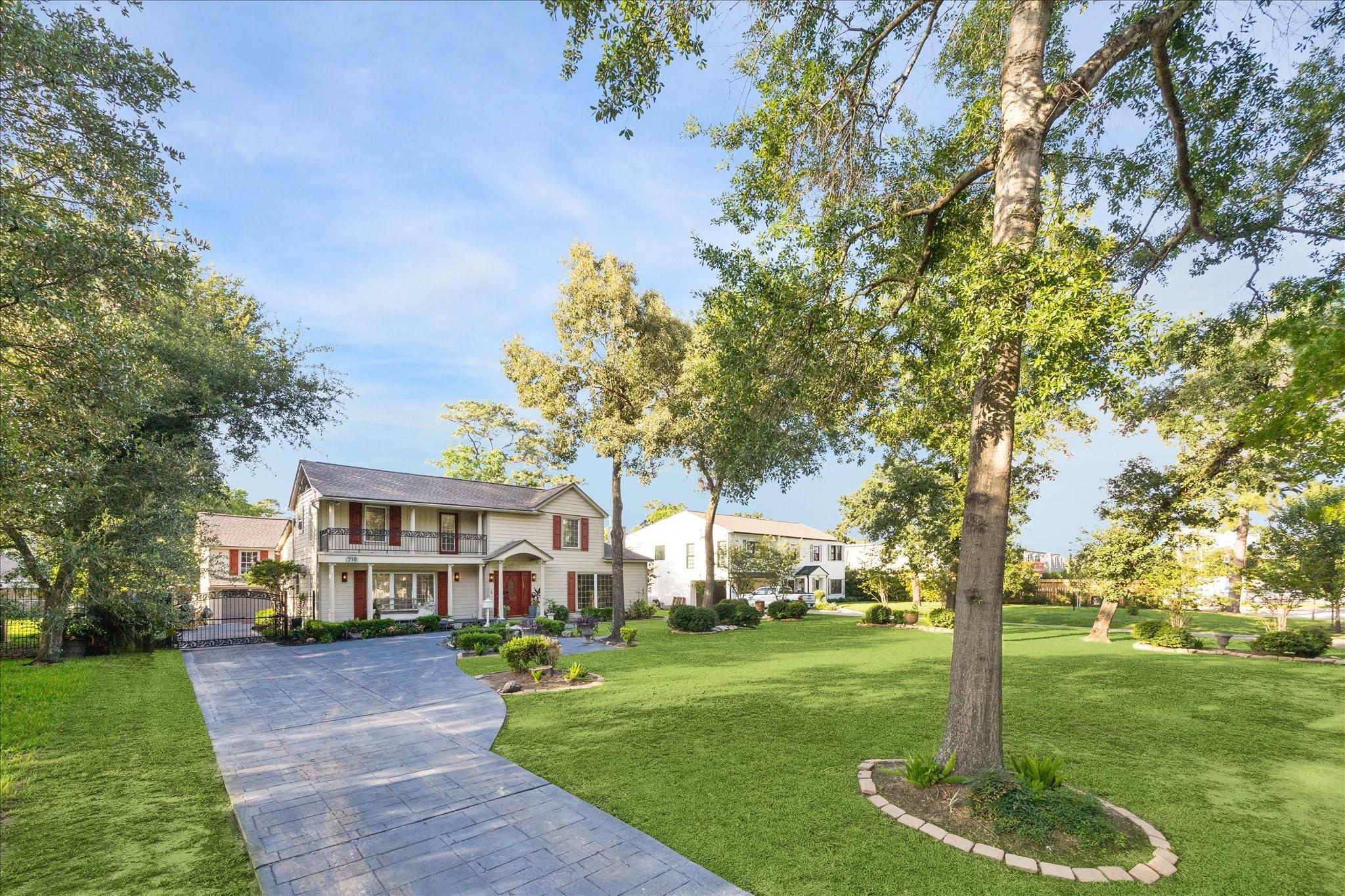 718 Garden Oaks Blvd, Houston, TX 77018 photo