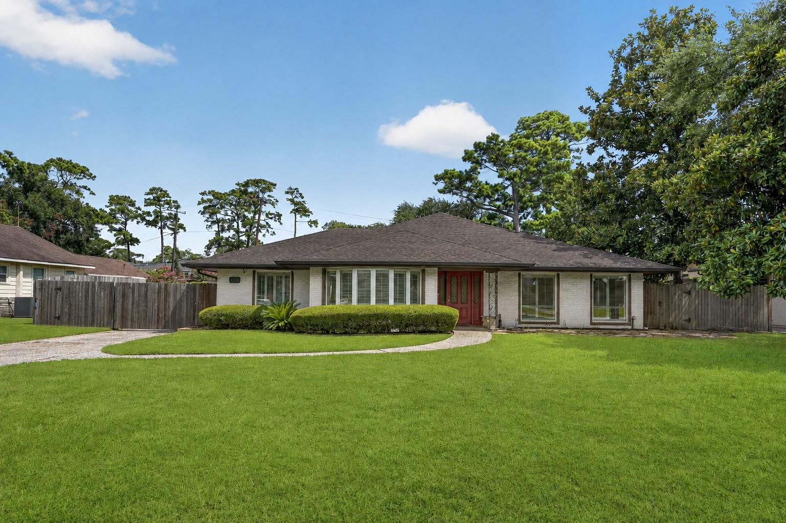 758 W 42 St, Houston, TX 77018 photo