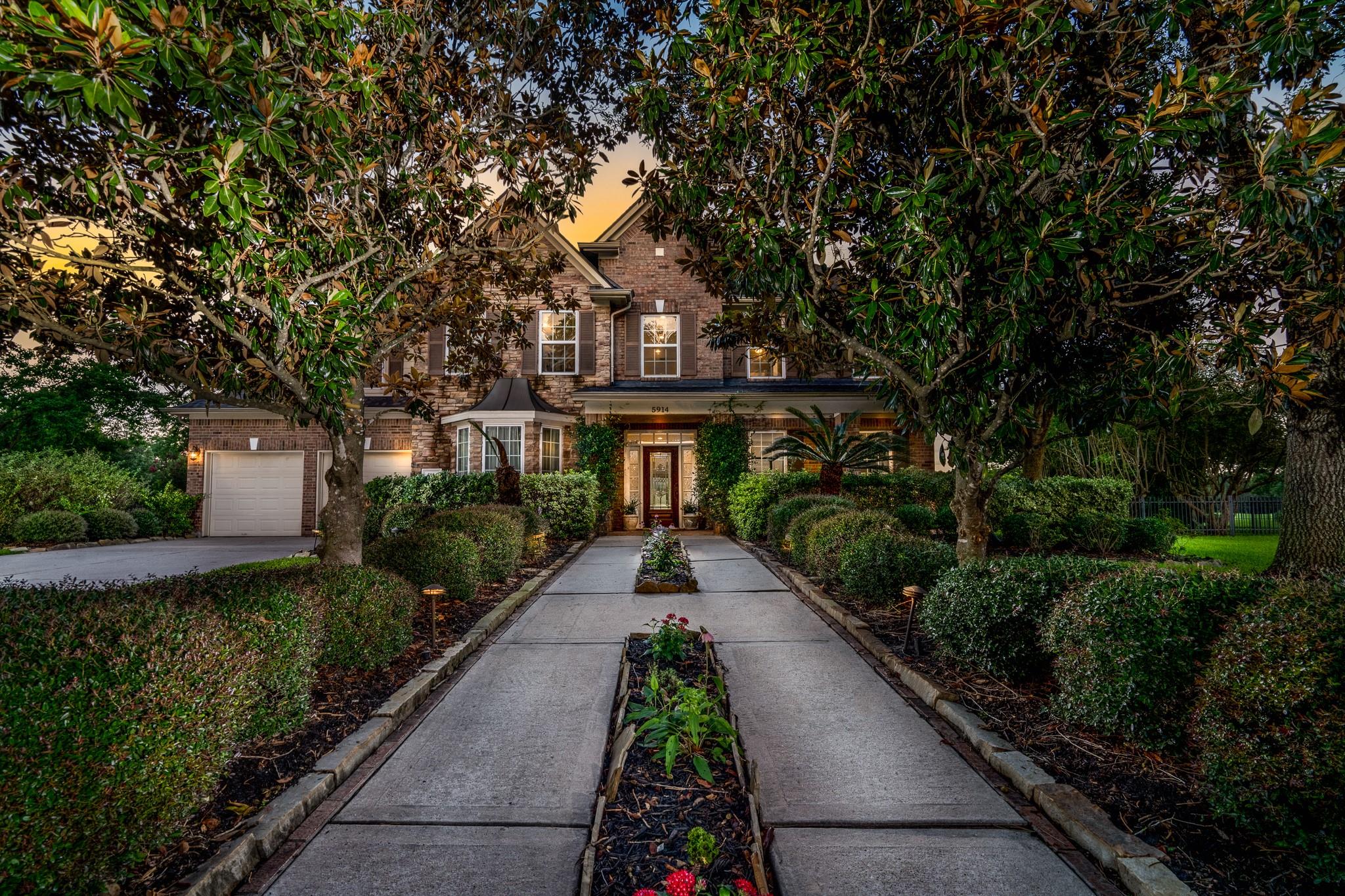 5914 Oakmoss Trl, Spring, TX 77379