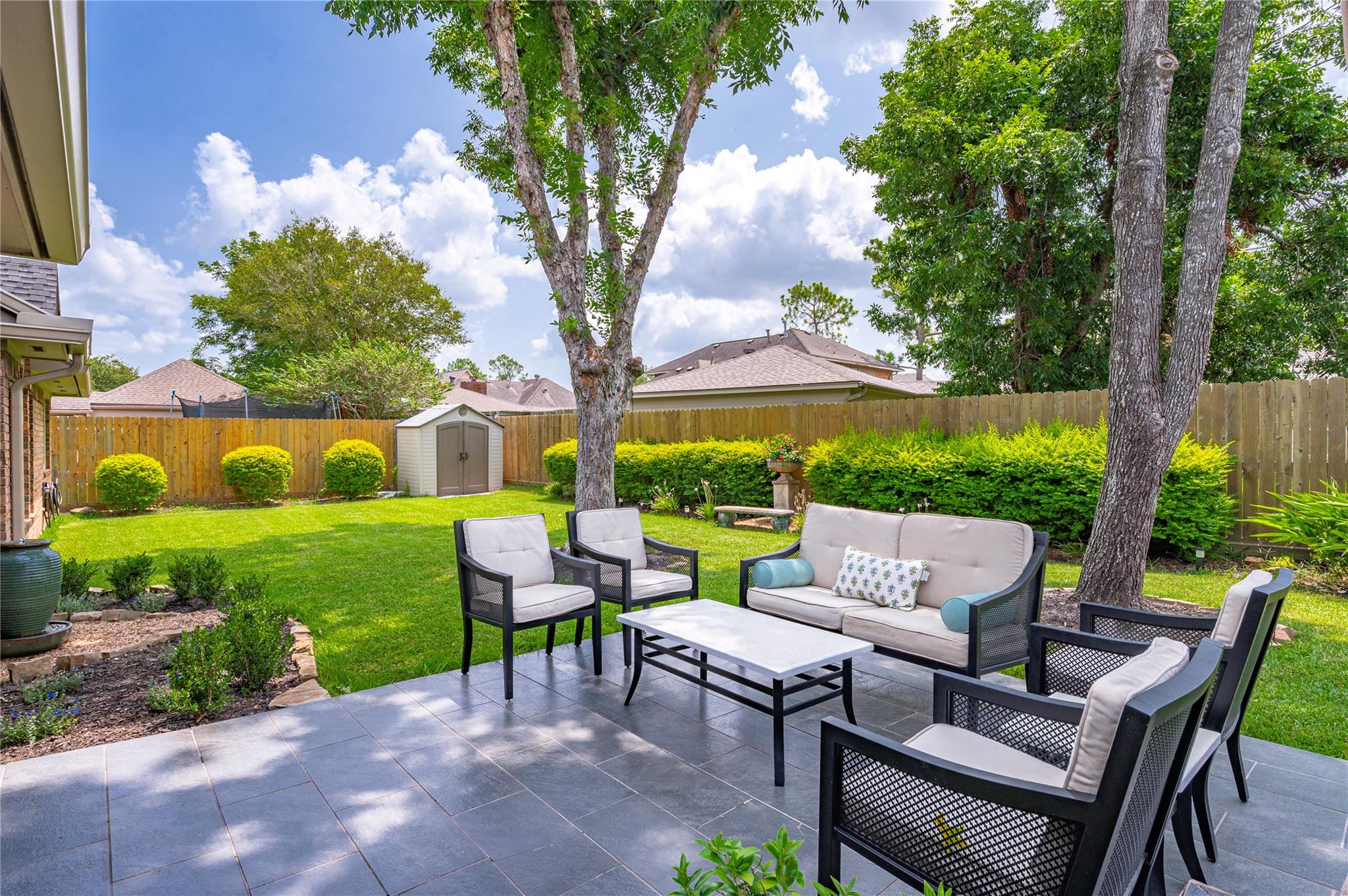 814 Maplewood Falls Ct, Houston, TX 77062 photo