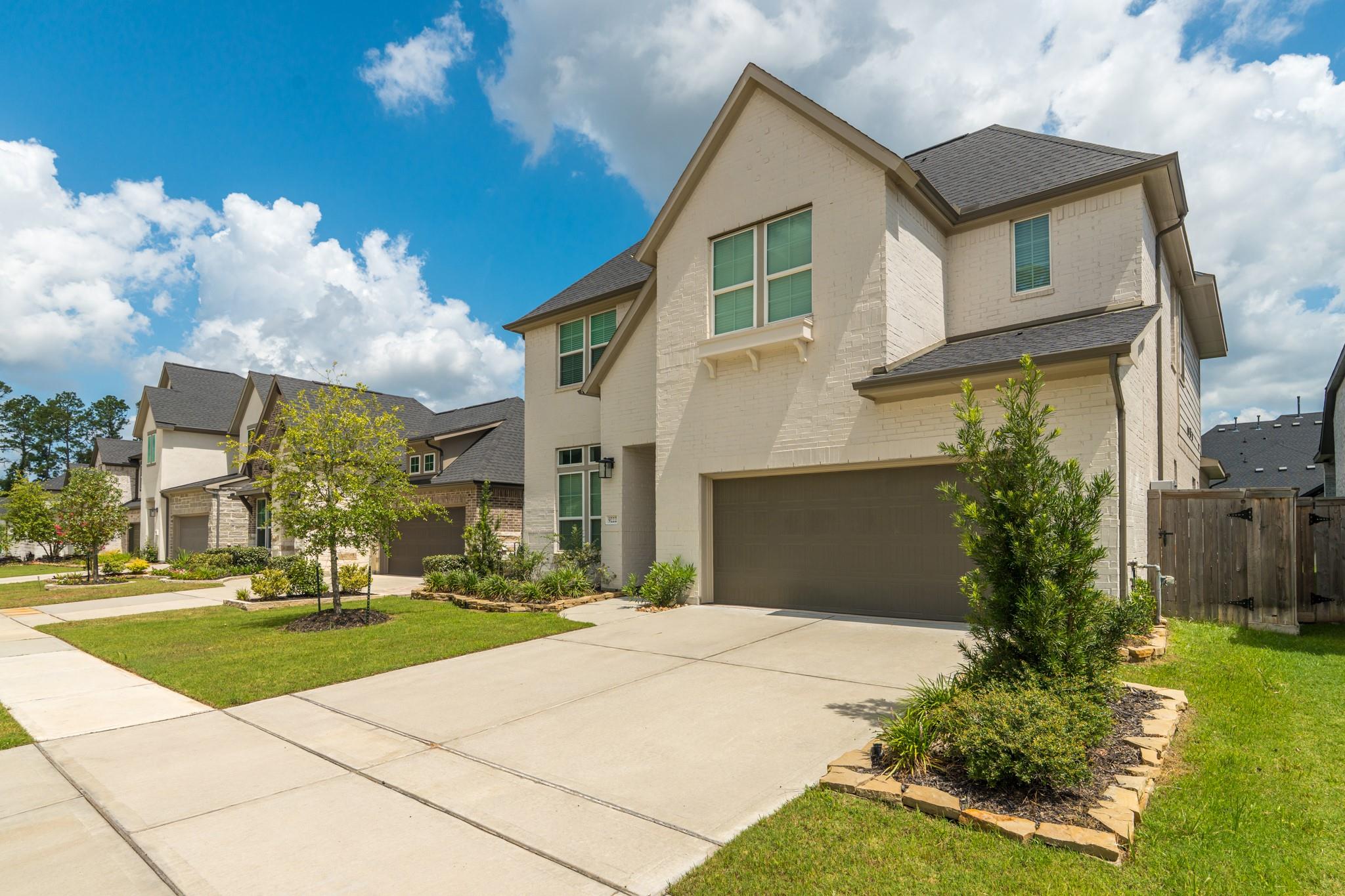 9222 Fury Landing Ln, Tomball, TX 77375 photo