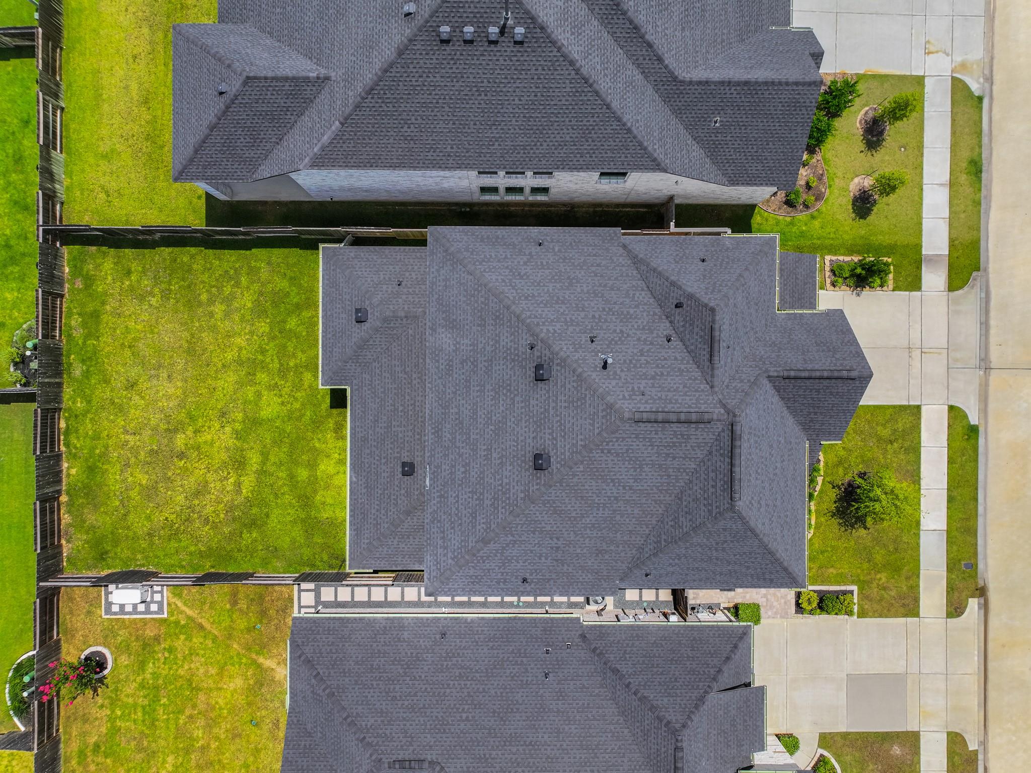 9222 Fury Landing Ln, Tomball, TX 77375 photo