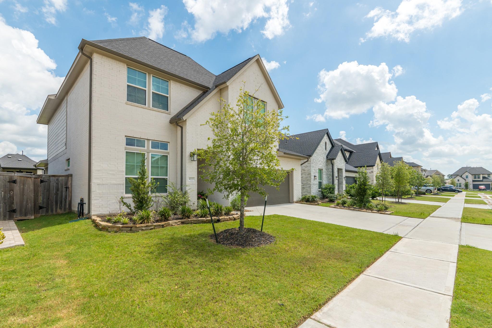 9222 Fury Landing Ln, Tomball, TX 77375 photo