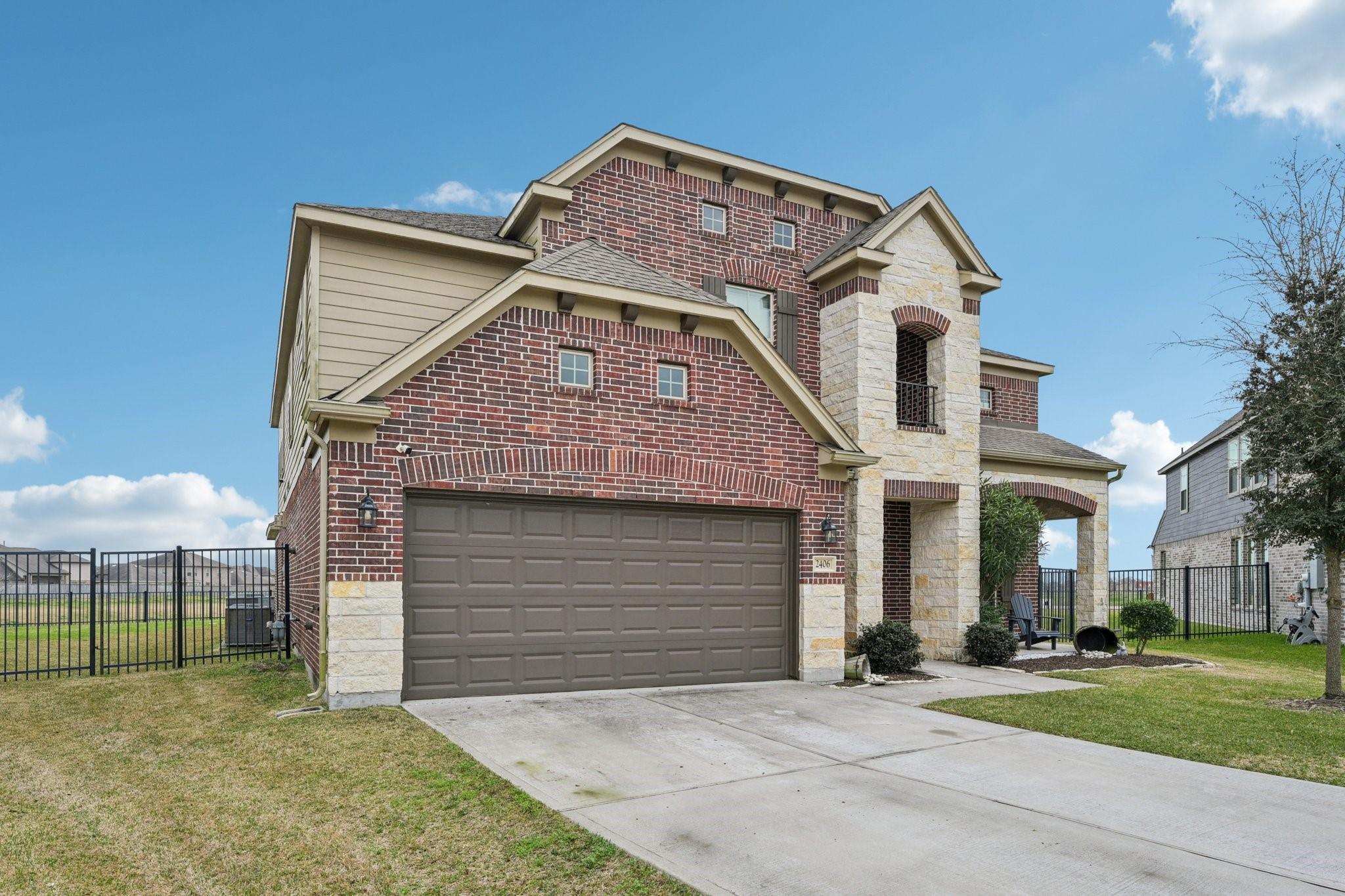 2406 Harborwood Ct, Texas City, TX 77568 photo
