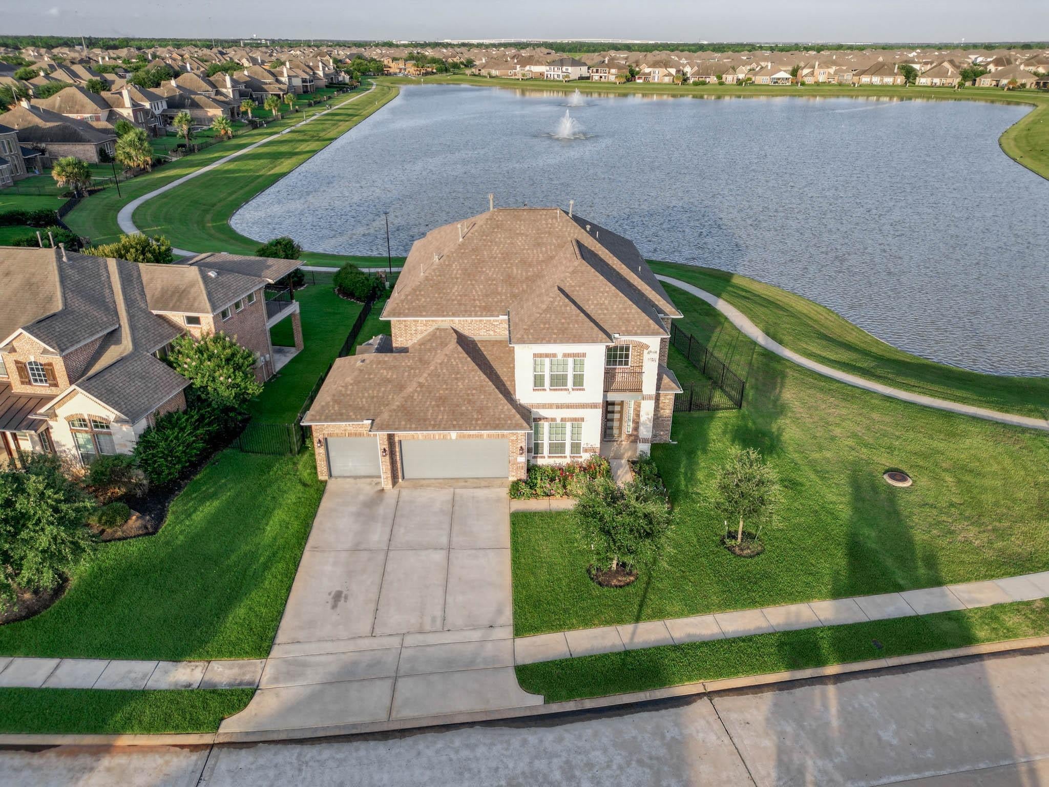 32023 Cary Douglas Dr, Hockley, TX 77447 photo