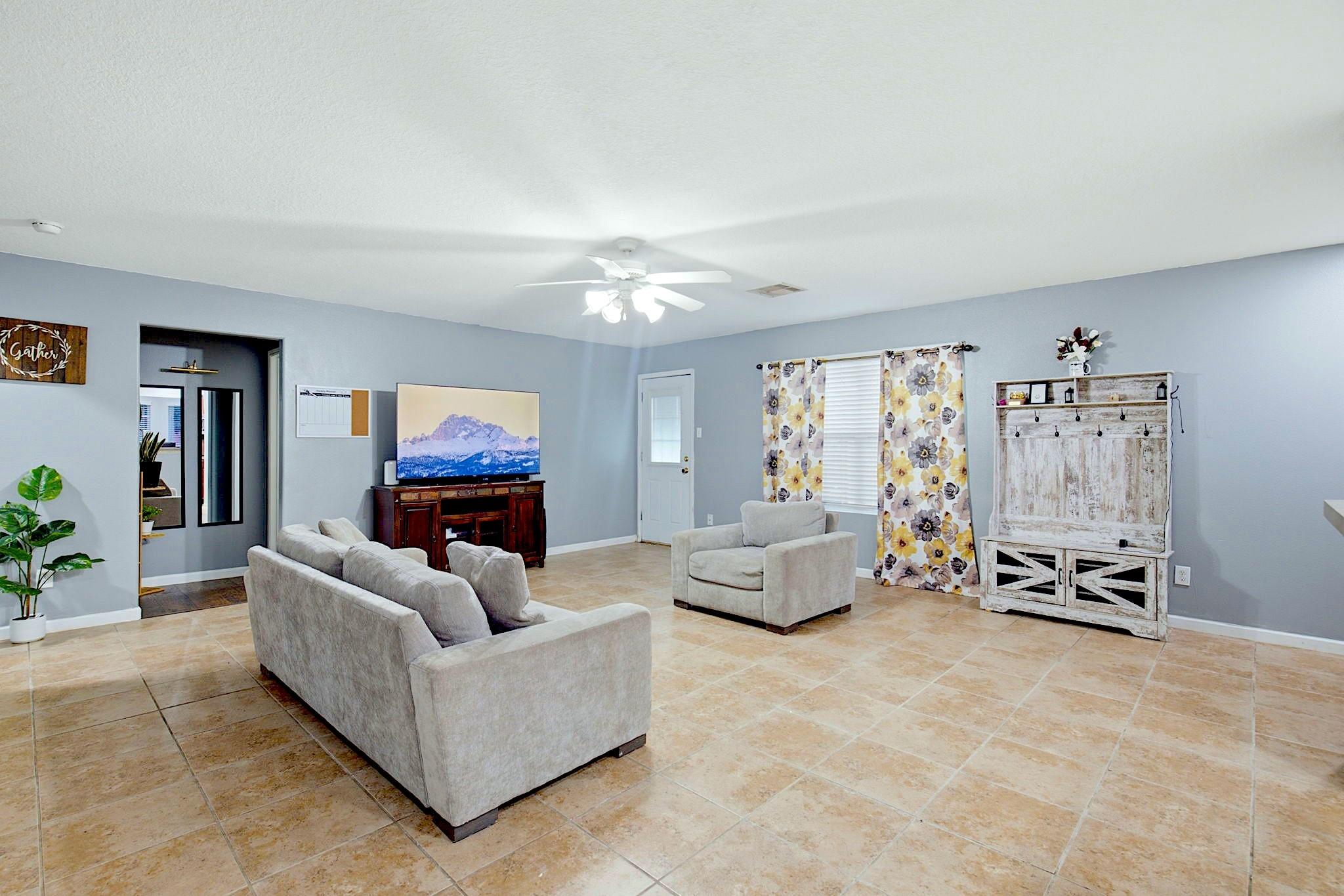 5710 Turmeric Dr, Baytown, TX 77521 photo