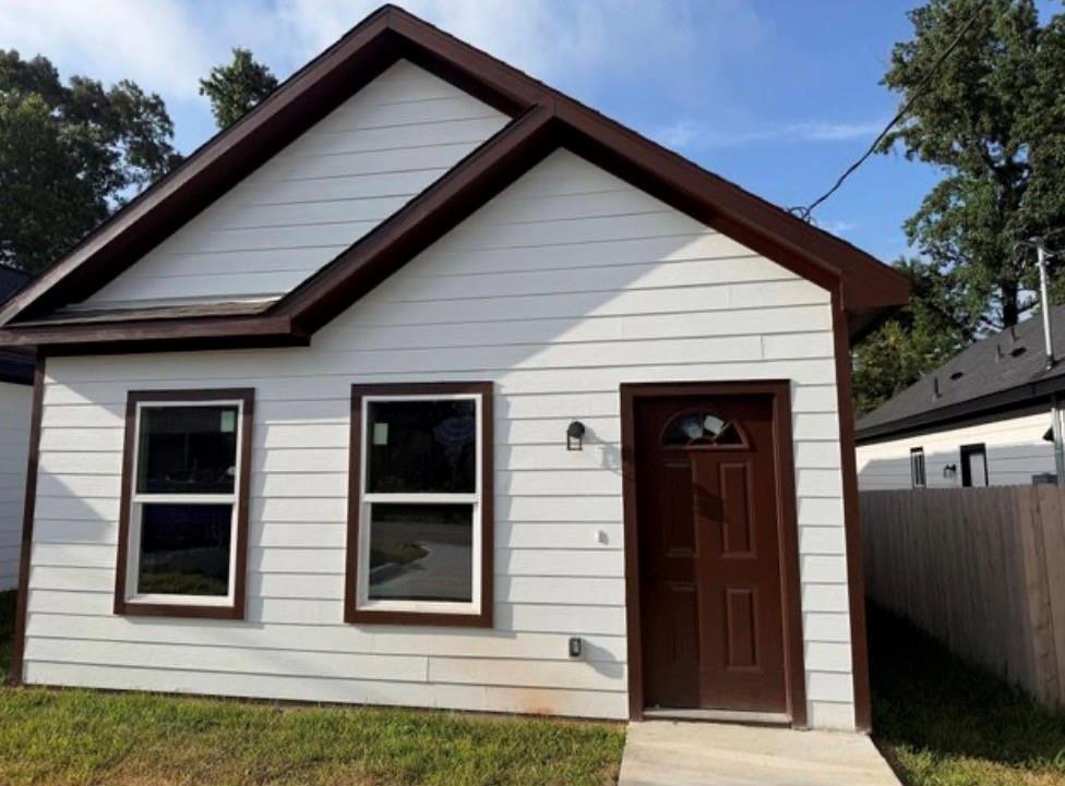 16393 Eastchase St, Montgomery, TX 77316